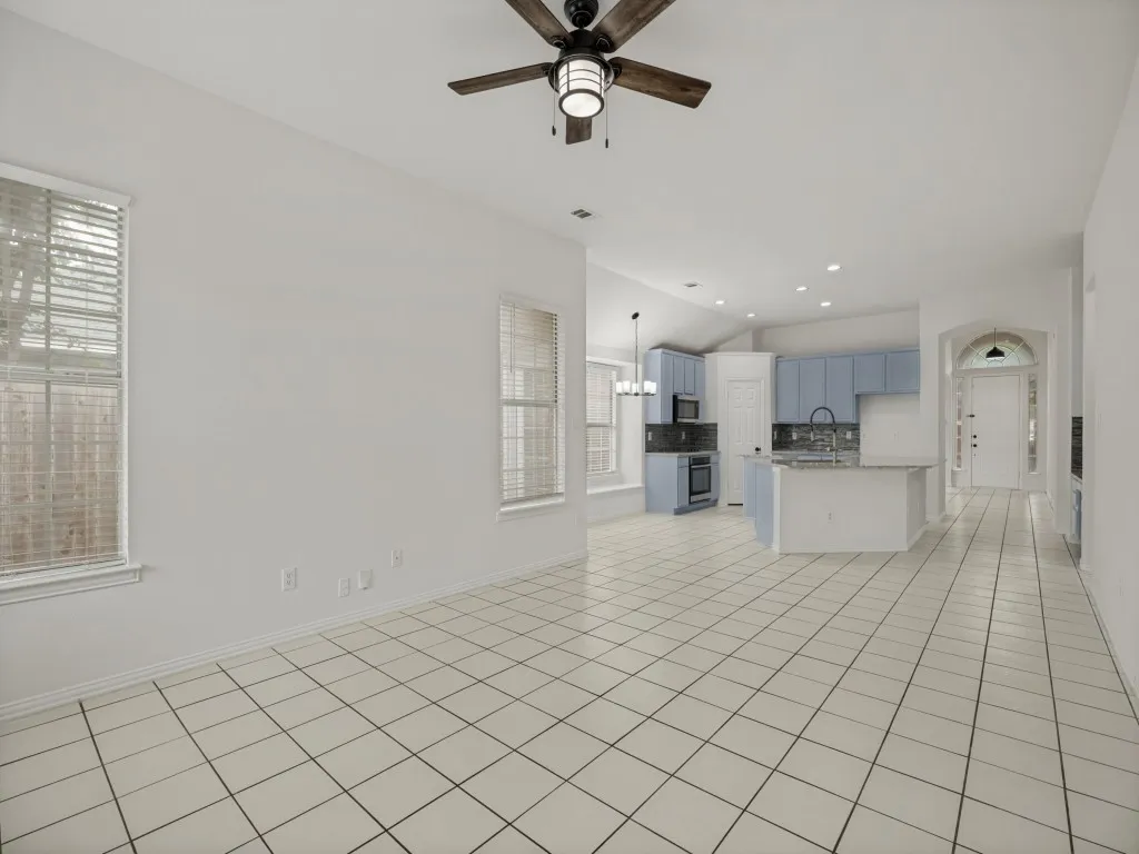 Single Family Residence For Sale in Collin County , 2028 Ravenhurst Drive, Allen, Texas 75013, 4 Bedroom, 2 Bathroom, 2 Garage spaces, 2,030 Sqft, built in 1996, mls#21282428, Real Estate Agent in Allen, Homes For Sale in Collin county, Homes For Sale in Allen, Realtor in Allen Texas, Real Estate Brokerage Independent Realty Texas, Luminita Cordes Realtor
