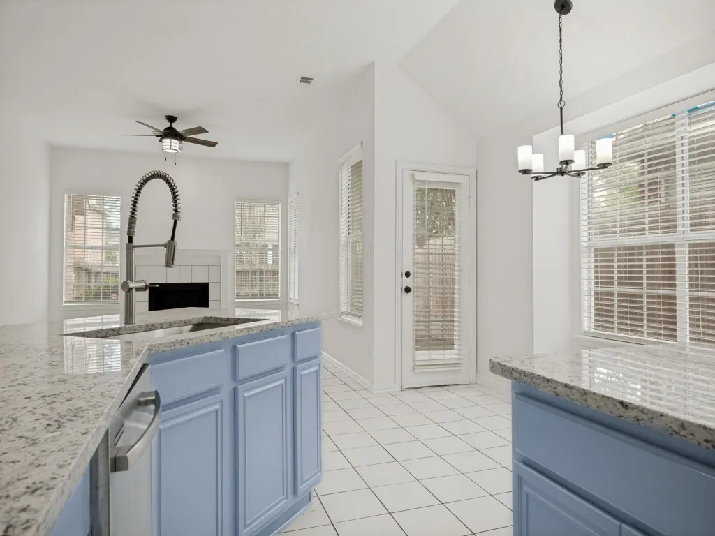 Single Family Residence For Sale in Collin County , 2028 Ravenhurst Drive, Allen, Texas 75013, 4 Bedroom, 2 Bathroom, 2 Garage spaces, 2,030 Sqft, built in 1996, mls#21282428, Real Estate Agent in Allen, Homes For Sale in Collin county, Homes For Sale in Allen, Realtor in Allen Texas, Real Estate Brokerage Independent Realty Texas, Luminita Cordes Realtor