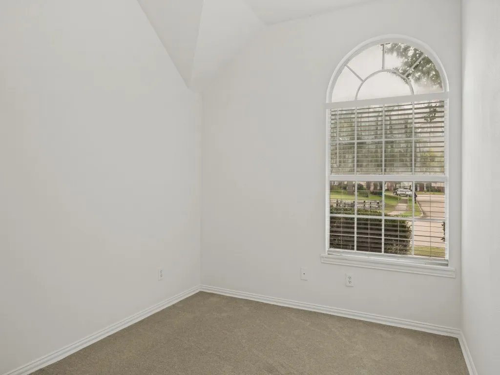 Single Family Residence For Sale in Collin County , 2028 Ravenhurst Drive, Allen, Texas 75013, 4 Bedroom, 2 Bathroom, 2 Garage spaces, 2,030 Sqft, built in 1996, mls#21282428, Real Estate Agent in Allen, Homes For Sale in Collin county, Homes For Sale in Allen, Realtor in Allen Texas, Real Estate Brokerage Independent Realty Texas, Luminita Cordes Realtor