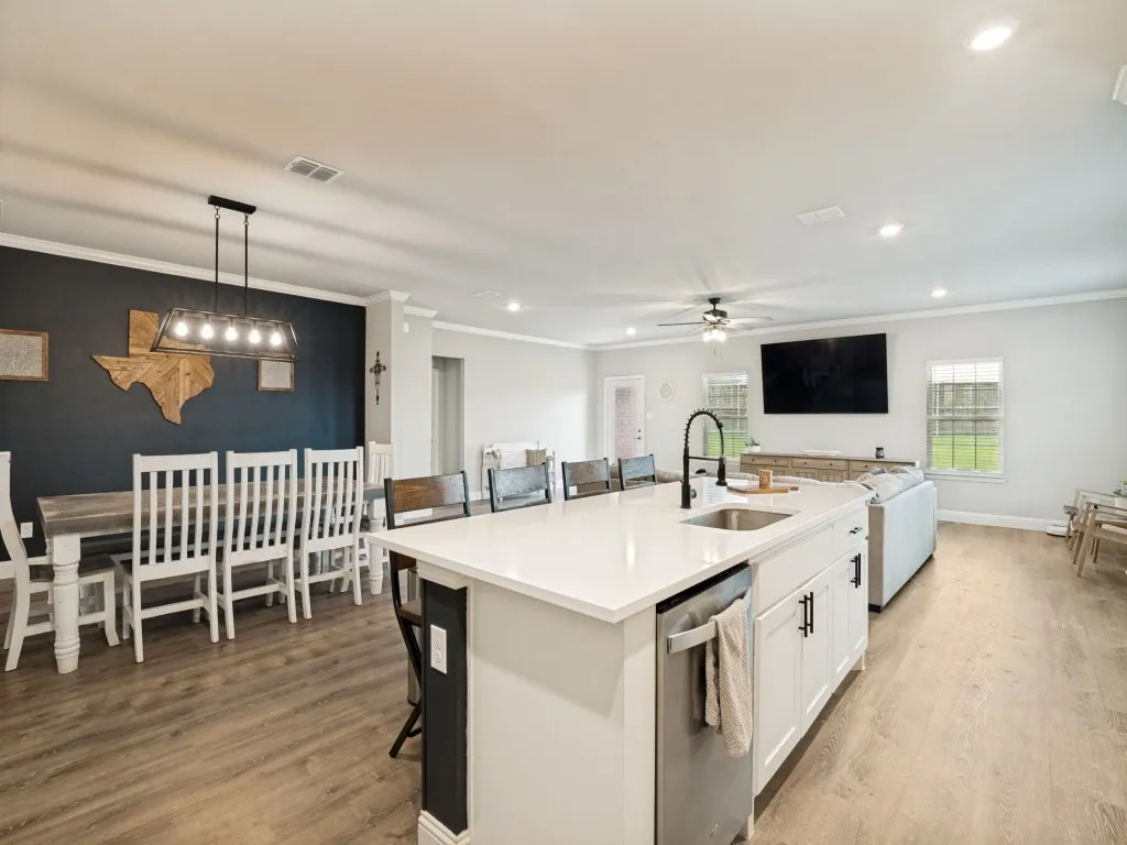 Single Family Residence For Sale in Collin County , 439 Cyprus Grove, Lavon, Texas 75166, 4 Bedroom, 3 Bathroom, 2 Garage spaces, 3,000 Sqft, built in 2023, mls#21285222, Real Estate Agent in Lavon, Homes For Sale in Collin county, Homes For Sale in Lavon, Realtor in Lavon Texas, Real Estate Brokerage Independent Realty Texas, Luminita Cordes Realtor