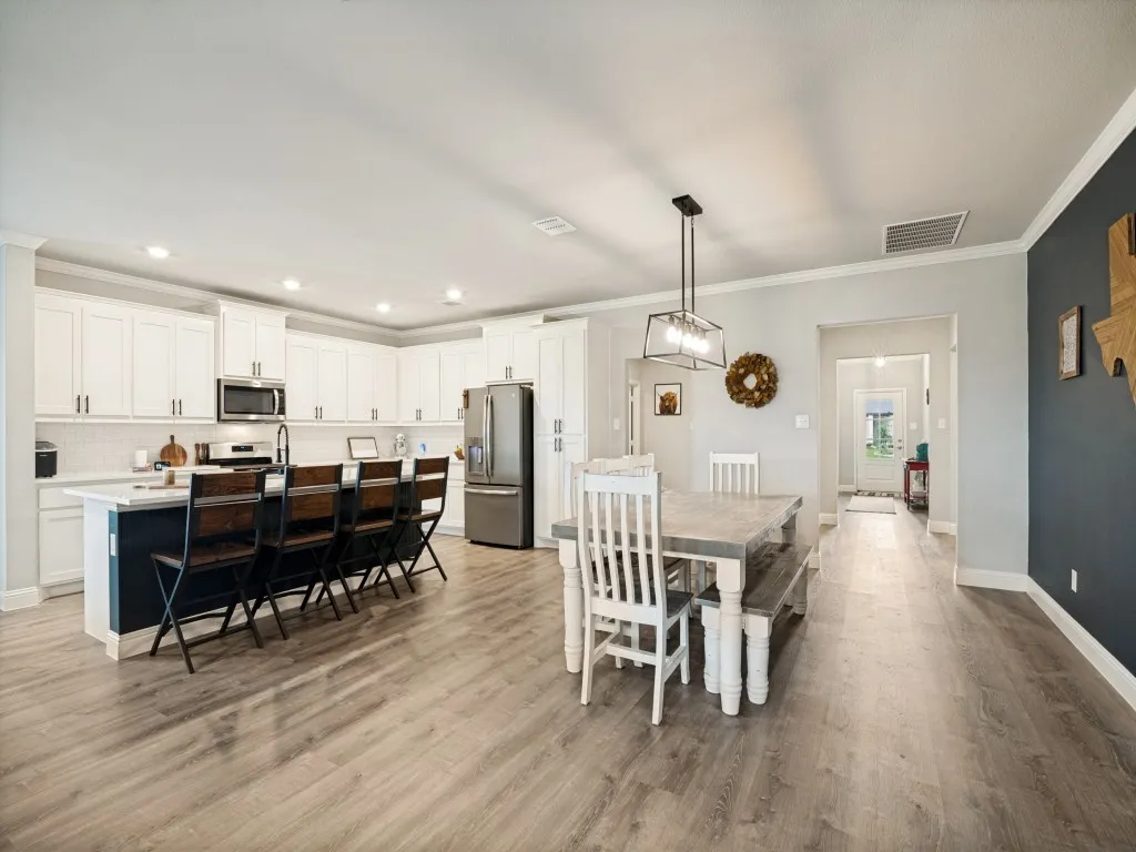 Single Family Residence For Sale in Collin County , 439 Cyprus Grove, Lavon, Texas 75166, 4 Bedroom, 3 Bathroom, 2 Garage spaces, 3,000 Sqft, built in 2023, mls#21285222, Real Estate Agent in Lavon, Homes For Sale in Collin county, Homes For Sale in Lavon, Realtor in Lavon Texas, Real Estate Brokerage Independent Realty Texas, Luminita Cordes Realtor