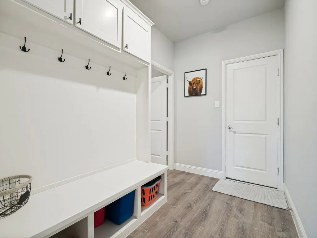 Single Family Residence For Sale in Collin County , 439 Cyprus Grove, Lavon, Texas 75166, 4 Bedroom, 3 Bathroom, 2 Garage spaces, 3,000 Sqft, built in 2023, mls#21285222, Real Estate Agent in Lavon, Homes For Sale in Collin county, Homes For Sale in Lavon, Realtor in Lavon Texas, Real Estate Brokerage Independent Realty Texas, Luminita Cordes Realtor
