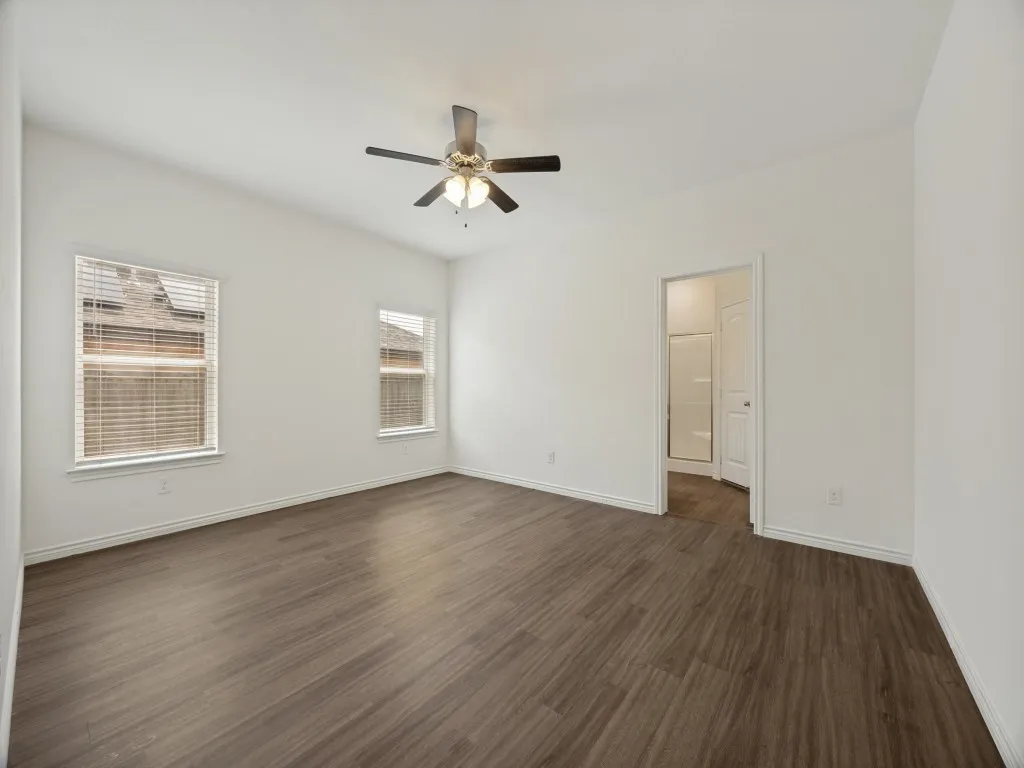 Single Family Residence For Sale in Grayson County , 3310 Sweetwater Way, Sherman, Texas 75090, 4 Bedroom, 2 Bathroom, 2 Garage spaces, 1,646 Sqft, built in 2019, mls#21281408, Real Estate Agent in Sherman, Homes For Sale in Grayson county, Homes For Sale in Sherman, Realtor in Sherman Texas, Real Estate Brokerage Independent Realty Texas, Luminita Cordes Realtor