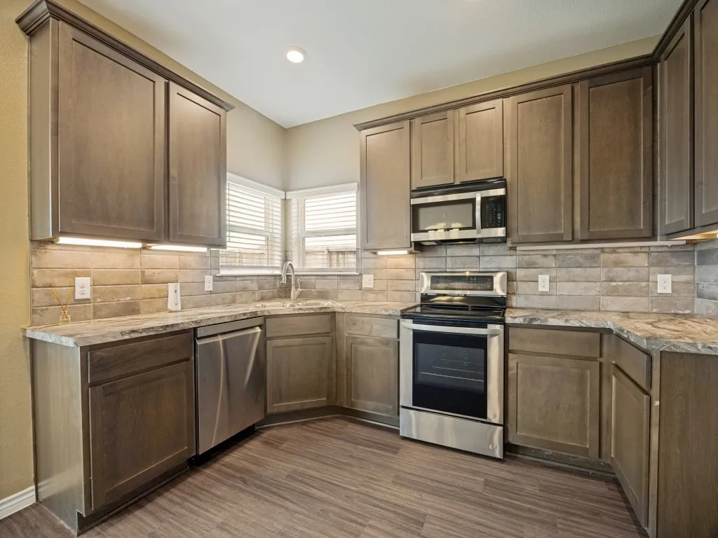 Single Family Residence For Sale in Grayson County , 3310 Sweetwater Way, Sherman, Texas 75090, 4 Bedroom, 2 Bathroom, 2 Garage spaces, 1,646 Sqft, built in 2019, mls#21281408, Real Estate Agent in Sherman, Homes For Sale in Grayson county, Homes For Sale in Sherman, Realtor in Sherman Texas, Real Estate Brokerage Independent Realty Texas, Luminita Cordes Realtor