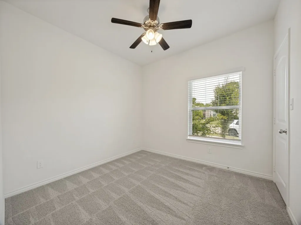 Single Family Residence For Sale in Grayson County , 3310 Sweetwater Way, Sherman, Texas 75090, 4 Bedroom, 2 Bathroom, 2 Garage spaces, 1,646 Sqft, built in 2019, mls#21281408, Real Estate Agent in Sherman, Homes For Sale in Grayson county, Homes For Sale in Sherman, Realtor in Sherman Texas, Real Estate Brokerage Independent Realty Texas, Luminita Cordes Realtor