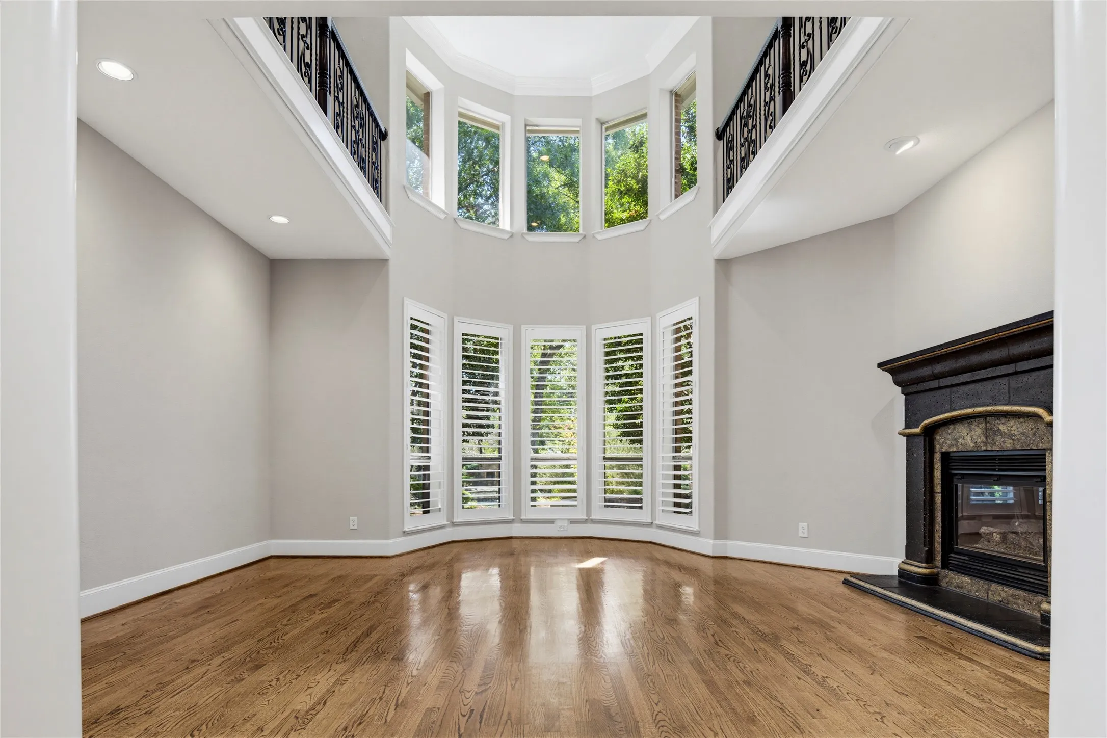 Formal living room - 19 x 15