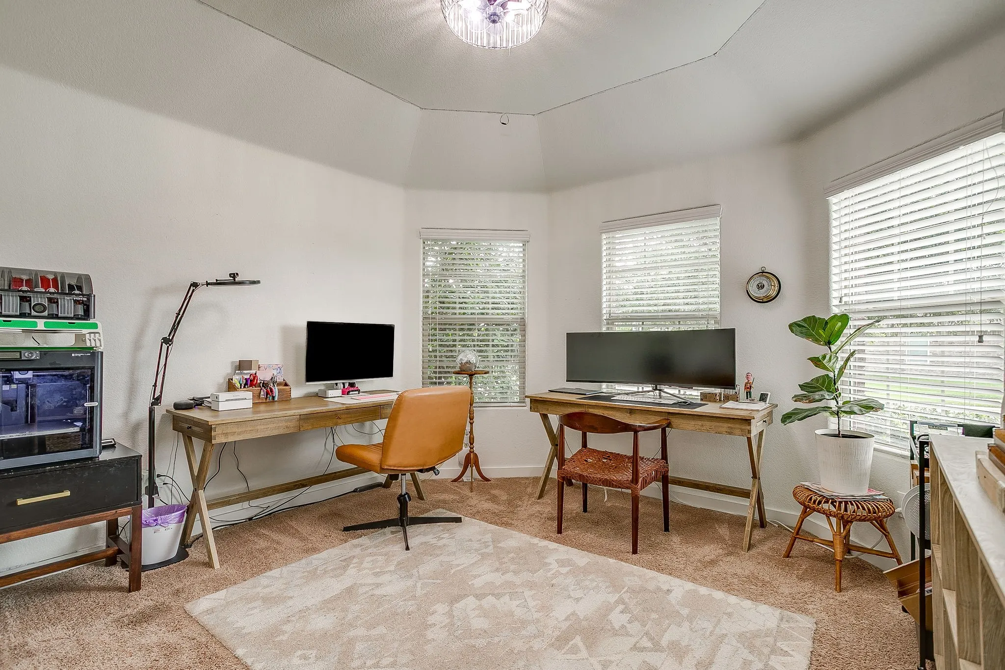 Single Family Residence For Sale in Parker County , 100 Tall Meadow Street, Azle, Texas 76020, 4 Bedroom, 2 Bathroom, 2 Garage spaces, 1,735 Sqft, built in 2015, mls#21285047, Real Estate Agent in Azle, Homes For Sale in Parker county, Homes For Sale in Azle, Realtor in Azle Texas, Real Estate Brokerage Independent Realty Texas, Luminita Cordes Realtor