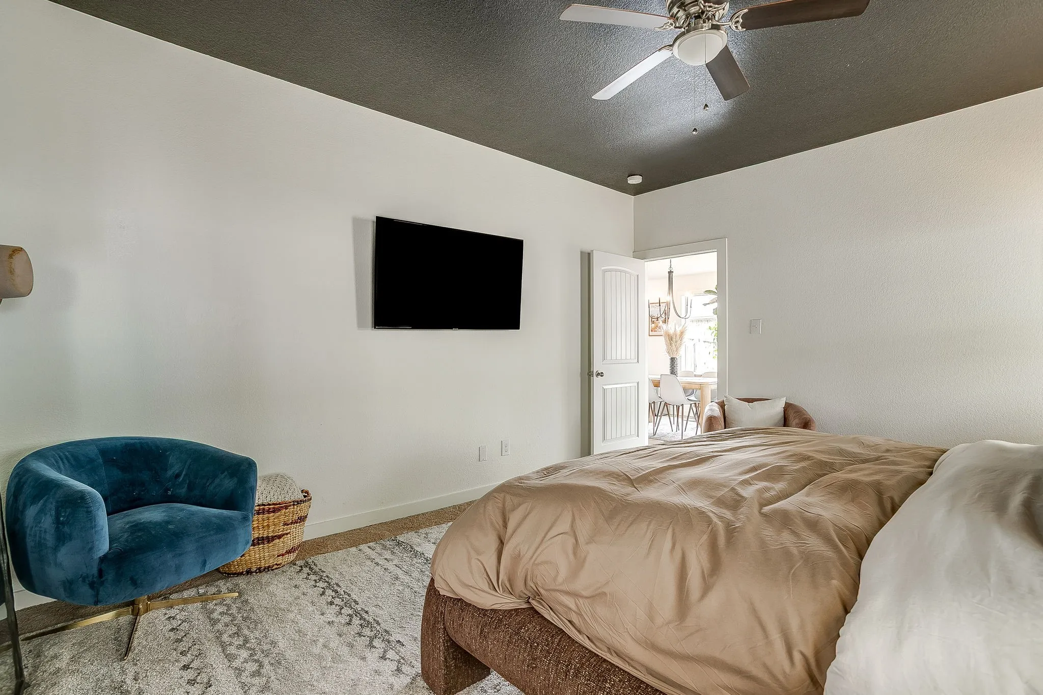 Single Family Residence For Sale in Parker County , 100 Tall Meadow Street, Azle, Texas 76020, 4 Bedroom, 2 Bathroom, 2 Garage spaces, 1,735 Sqft, built in 2015, mls#21285047, Real Estate Agent in Azle, Homes For Sale in Parker county, Homes For Sale in Azle, Realtor in Azle Texas, Real Estate Brokerage Independent Realty Texas, Luminita Cordes Realtor