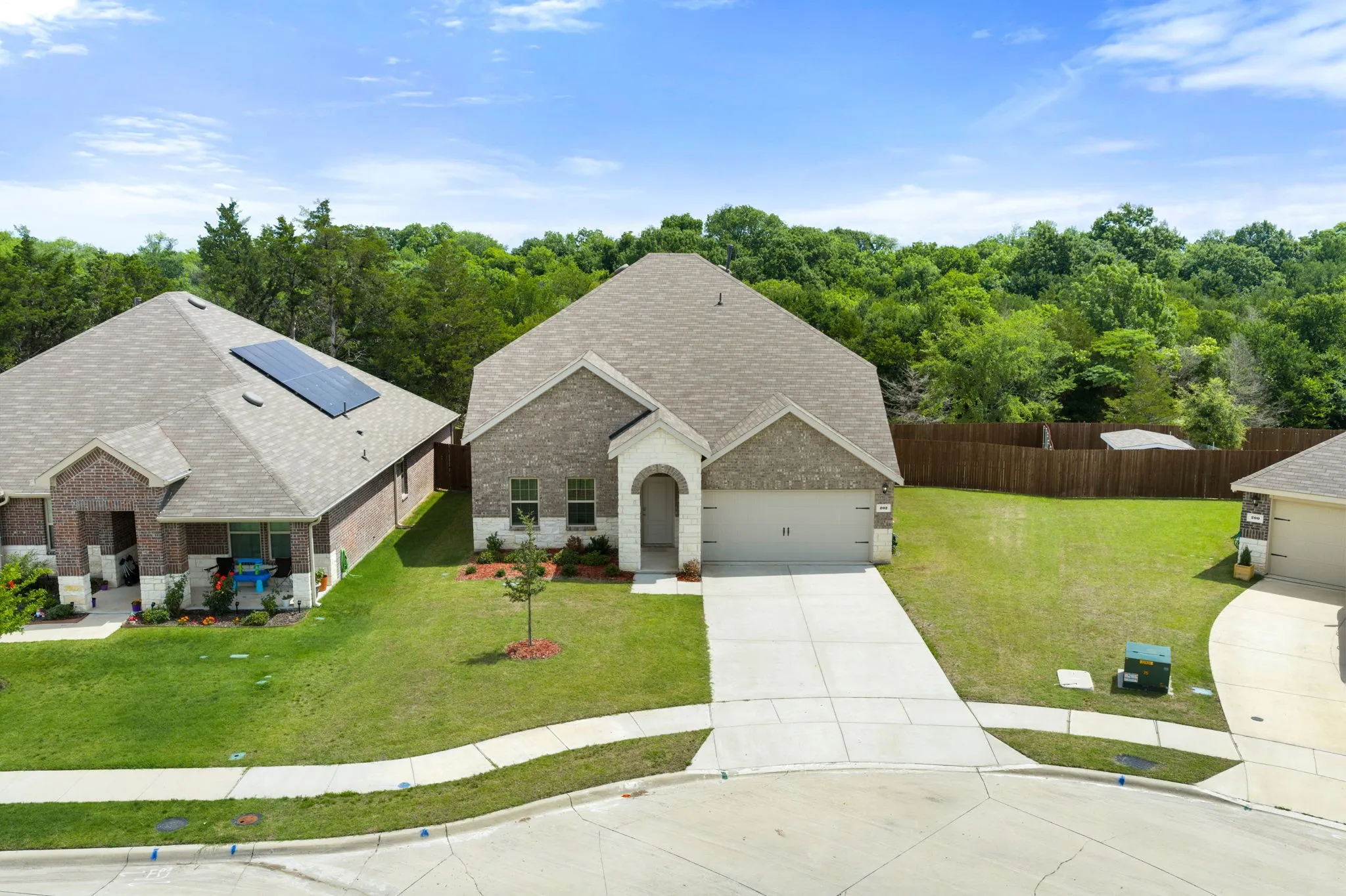 Single Family Residence For Sale in Hunt County , 202 Ashbrook Drive, Caddo Mills, Texas 75135, 4 Bedroom, 3 Bathroom, 2 Garage spaces, 2,120 Sqft, built in 2024, mls#21285374, Real Estate Agent in Caddo Mills, Homes For Sale in Hunt county, Homes For Sale in Caddo Mills, Realtor in Caddo Mills Texas, Real Estate Brokerage Independent Realty Texas, Luminita Cordes Realtor