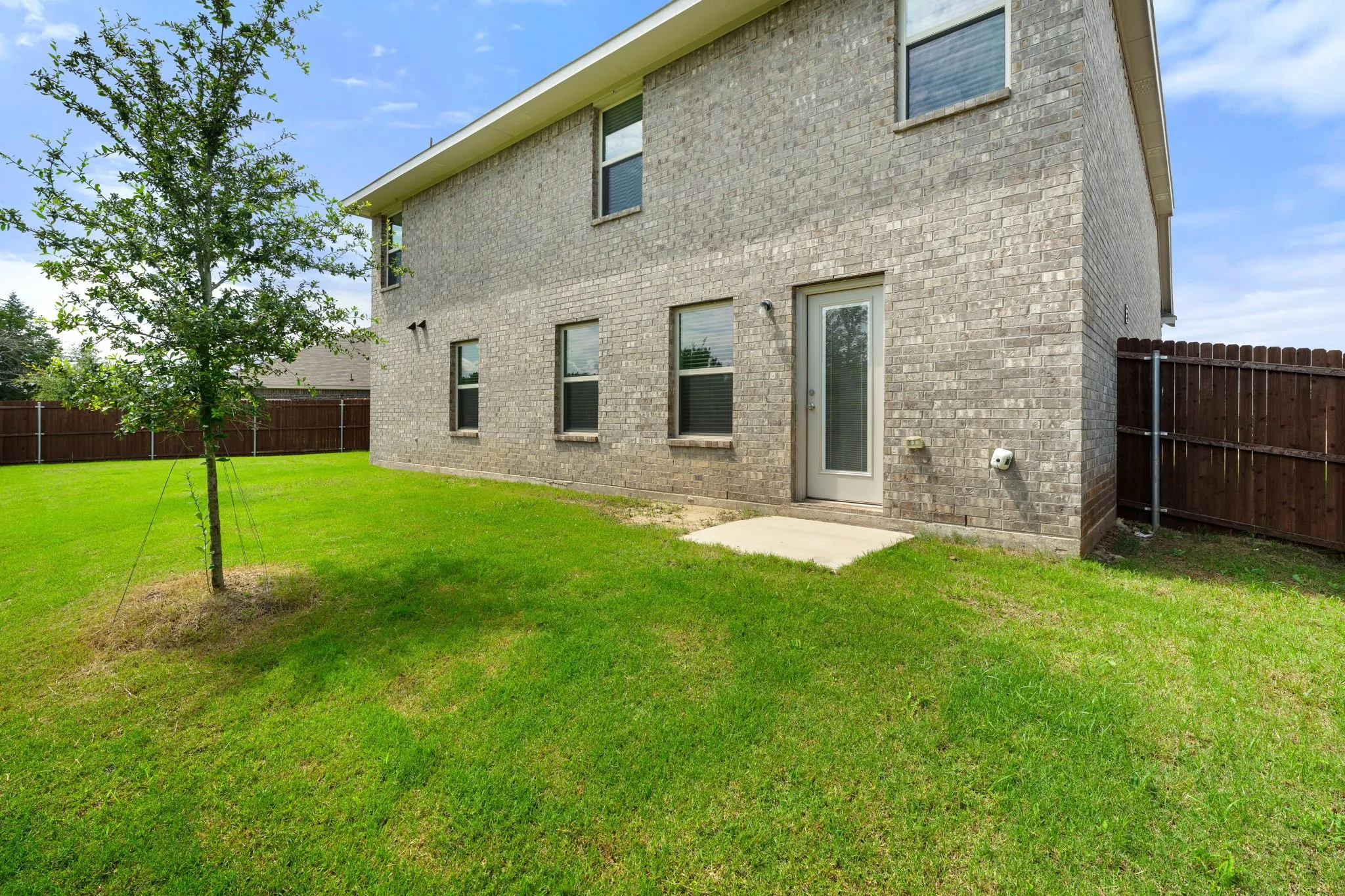 Single Family Residence For Sale in Hunt County , 202 Ashbrook Drive, Caddo Mills, Texas 75135, 4 Bedroom, 3 Bathroom, 2 Garage spaces, 2,120 Sqft, built in 2024, mls#21285374, Real Estate Agent in Caddo Mills, Homes For Sale in Hunt county, Homes For Sale in Caddo Mills, Realtor in Caddo Mills Texas, Real Estate Brokerage Independent Realty Texas, Luminita Cordes Realtor