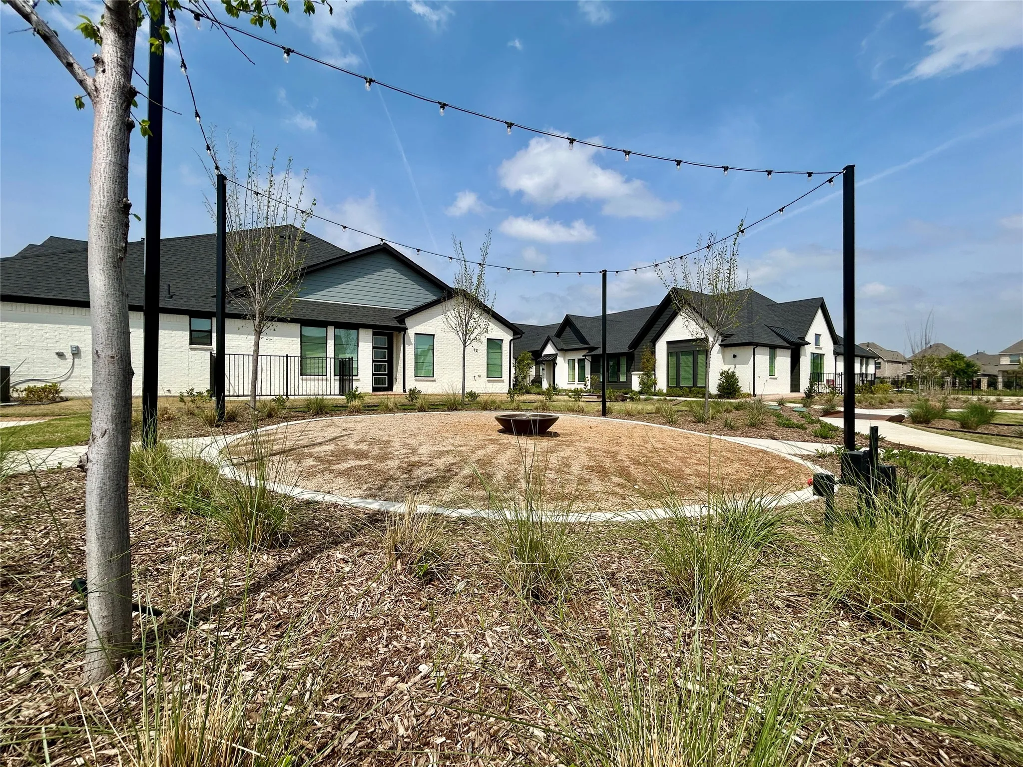 Townhouse For Rent in Tarrant County , 3116 Winter Rose Way RR # 38, Arlington, Texas 76005, 2 Bedroom, 2 Bathroom, 2 Garage spaces, 1,531 Sqft, built in 2023, mls#21285523, Real Estate Agent in Arlington, Homes For Rent in Tarrant county, Homes For Rent in Arlington, Realtor in Arlington Texas, Real Estate Brokerage Independent Realty Texas, Luminita Cordes Realtor