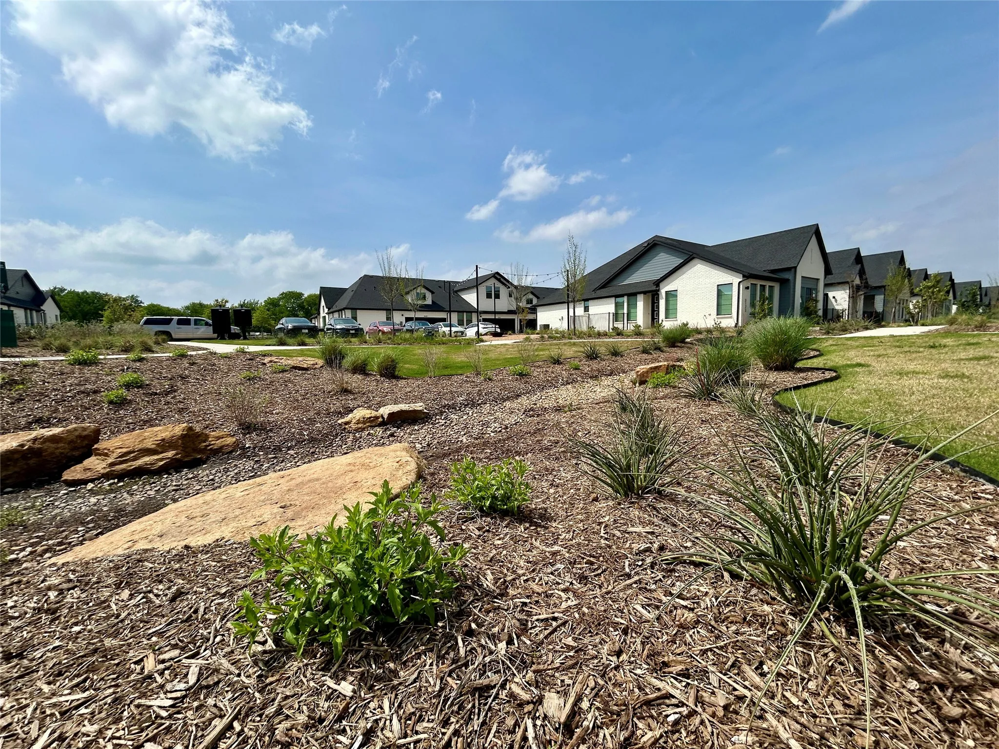 Townhouse For Rent in Tarrant County , 3116 Winter Rose Way RR # 38, Arlington, Texas 76005, 2 Bedroom, 2 Bathroom, 2 Garage spaces, 1,531 Sqft, built in 2023, mls#21285523, Real Estate Agent in Arlington, Homes For Rent in Tarrant county, Homes For Rent in Arlington, Realtor in Arlington Texas, Real Estate Brokerage Independent Realty Texas, Luminita Cordes Realtor