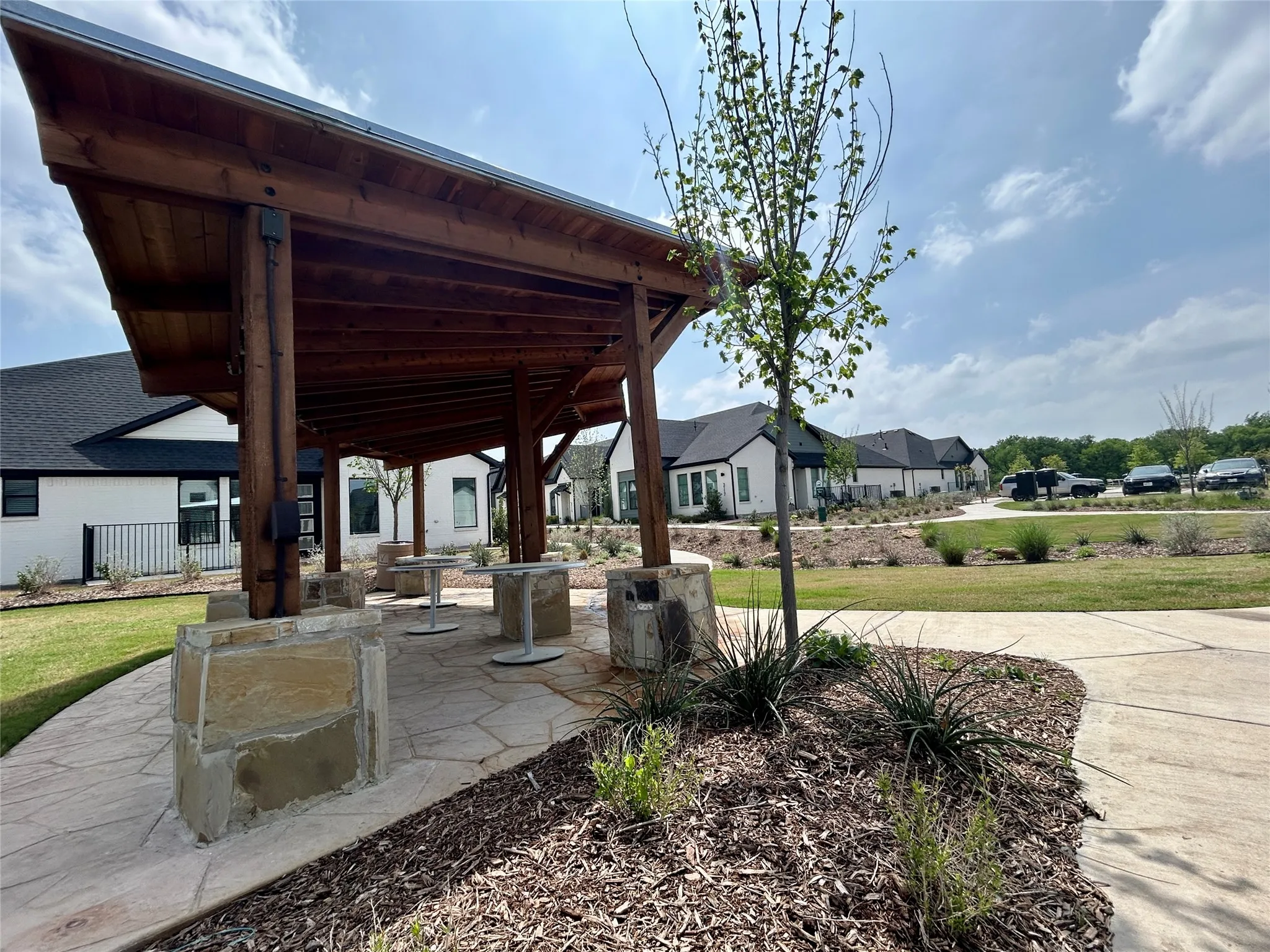 Townhouse For Rent in Tarrant County , 3116 Winter Rose Way RR # 38, Arlington, Texas 76005, 2 Bedroom, 2 Bathroom, 2 Garage spaces, 1,531 Sqft, built in 2023, mls#21285523, Real Estate Agent in Arlington, Homes For Rent in Tarrant county, Homes For Rent in Arlington, Realtor in Arlington Texas, Real Estate Brokerage Independent Realty Texas, Luminita Cordes Realtor