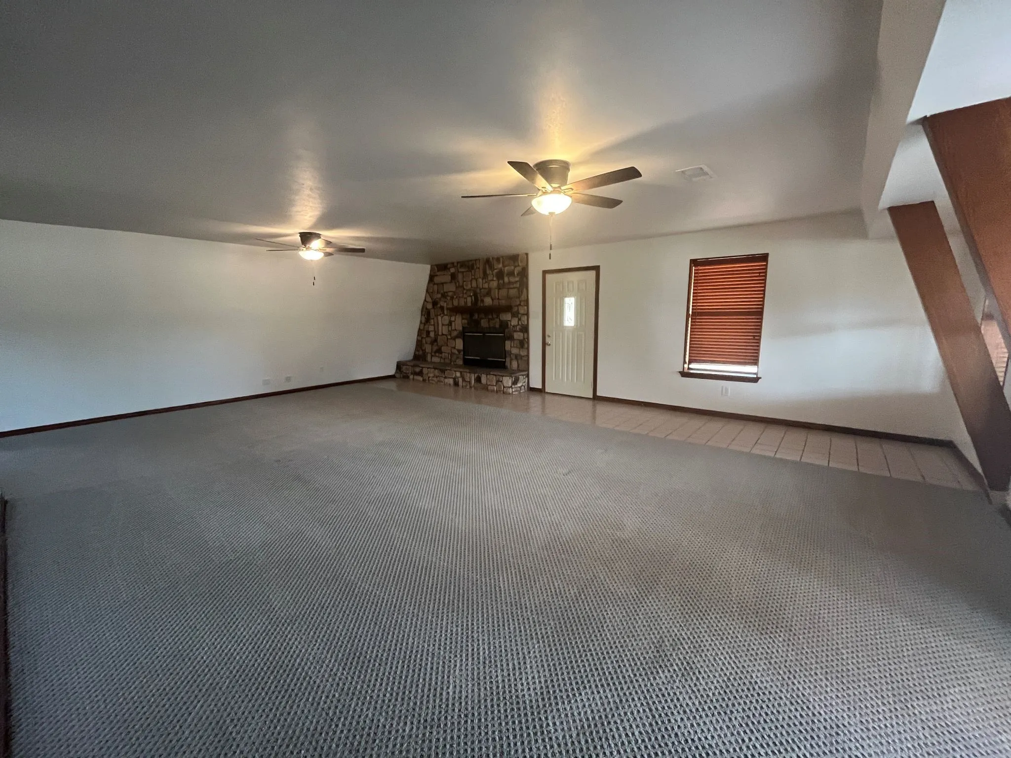 Single Family Residence For Sale in Denton County , 221 Timberview Court, Argyle, Texas 76226, 2 Bedroom, 2 Bathroom, 2 Garage spaces, 2,024 Sqft, built in 1984, mls#21260328, Real Estate Agent in Argyle, Homes For Sale in Denton county, Homes For Sale in Argyle, Realtor in Argyle Texas, Real Estate Brokerage Independent Realty Texas, Luminita Cordes Realtor