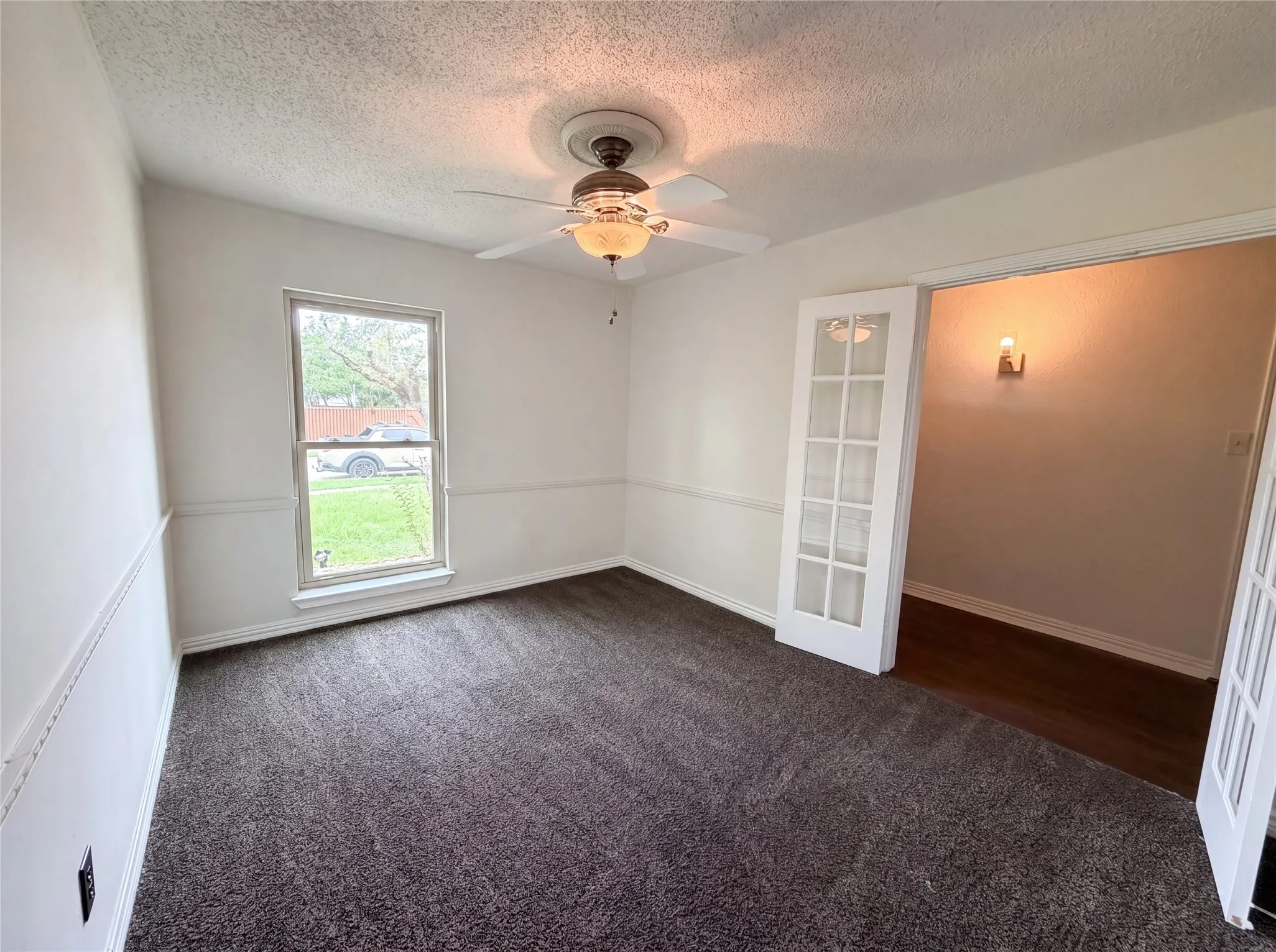 Single Family Residence For Sale in Dallas County , 3920 Hunters Trail, Mesquite, Texas 75150, 4 Bedroom, 2 Bathroom, 2 Garage spaces, 1,477 Sqft, built in 1979, mls#21285422, Real Estate Agent in Mesquite, Homes For Sale in Dallas county, Homes For Sale in Mesquite, Realtor in Mesquite Texas, Real Estate Brokerage Independent Realty Texas, Luminita Cordes Realtor