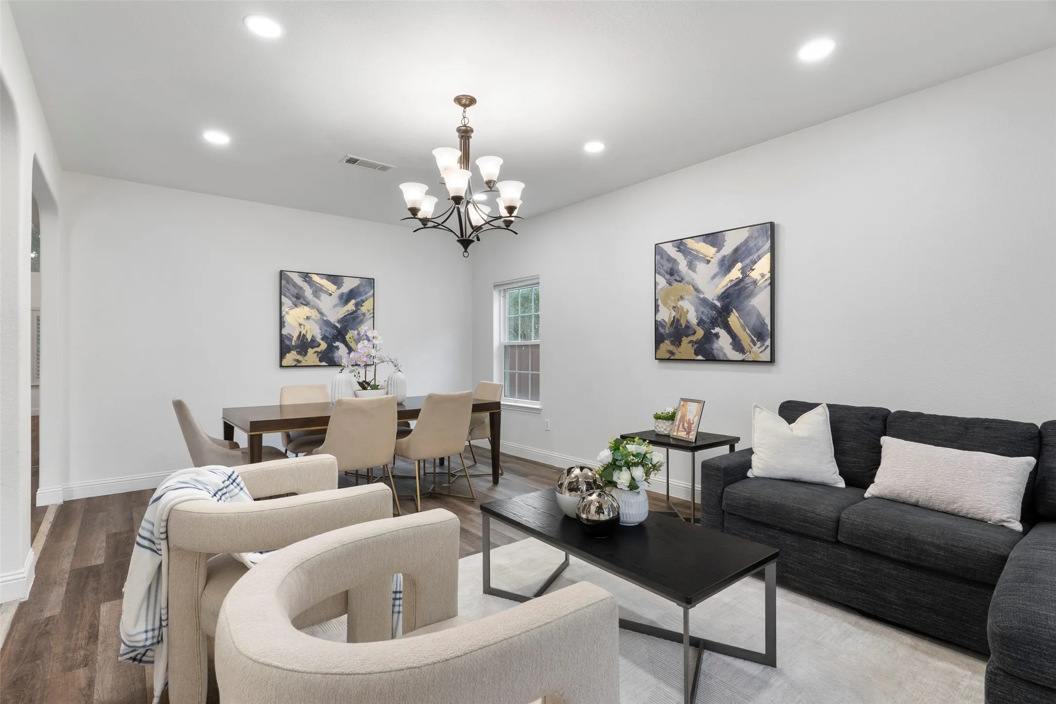 Single Family Residence For Sale in Collin County , 2019 Water Fall Way, Wylie, Texas 75098, 6 Bedroom, 4 Bathroom, 2 Garage spaces, 3,975 Sqft, built in 2007, mls#21285434, Real Estate Agent in Wylie, Homes For Sale in Collin county, Homes For Sale in Wylie, Realtor in Wylie Texas, Real Estate Brokerage Independent Realty Texas, Luminita Cordes Realtor