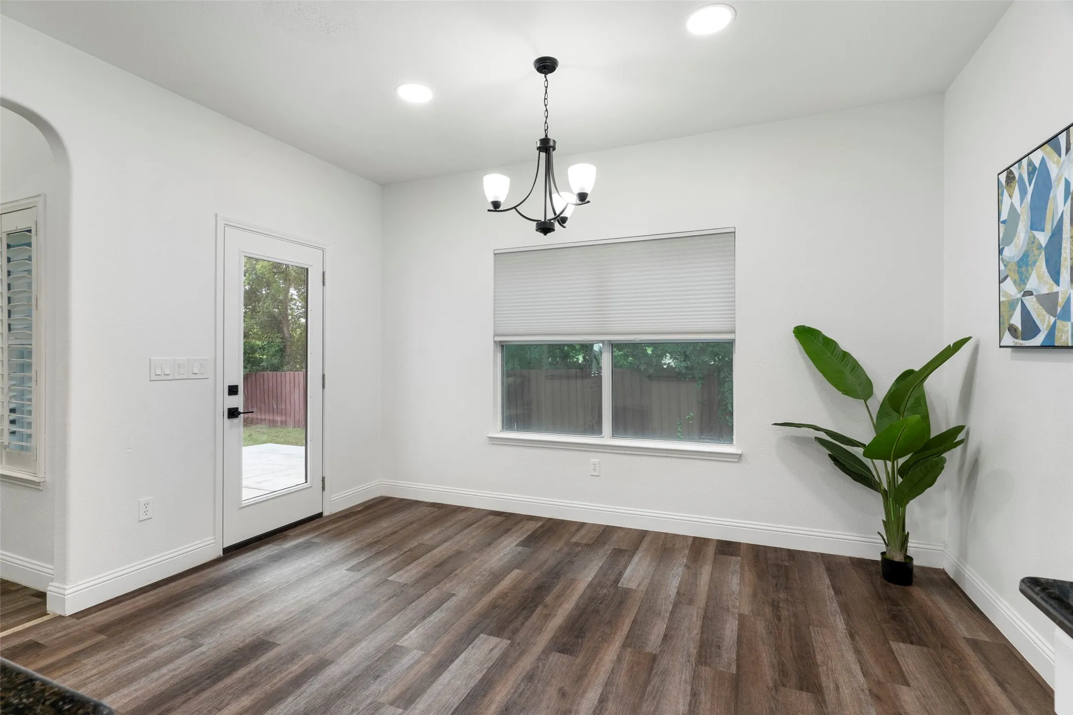 Single Family Residence For Sale in Collin County , 2019 Water Fall Way, Wylie, Texas 75098, 6 Bedroom, 4 Bathroom, 2 Garage spaces, 3,975 Sqft, built in 2007, mls#21285434, Real Estate Agent in Wylie, Homes For Sale in Collin county, Homes For Sale in Wylie, Realtor in Wylie Texas, Real Estate Brokerage Independent Realty Texas, Luminita Cordes Realtor