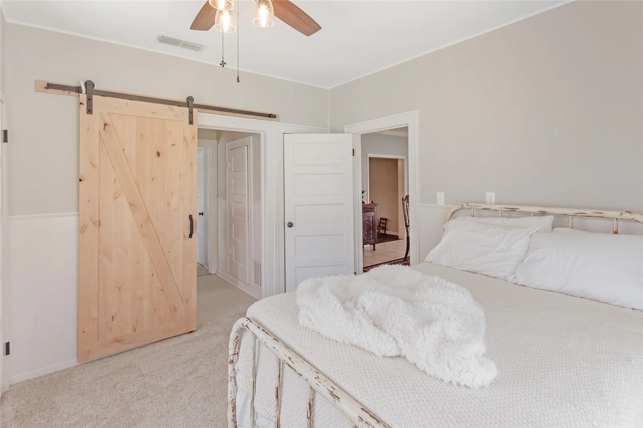 Single Family Residence For Sale in Smith County , 796 FM 2661, Tyler, Texas 75704, 3 Bedroom, 2 Bathroom, 2 Garage spaces, 1,864 Sqft, built in 1924, mls#21285590, Real Estate Agent in Tyler, Homes For Sale in Smith county, Homes For Sale in Tyler, Realtor in Tyler Texas, Real Estate Brokerage Independent Realty Texas, Luminita Cordes Realtor