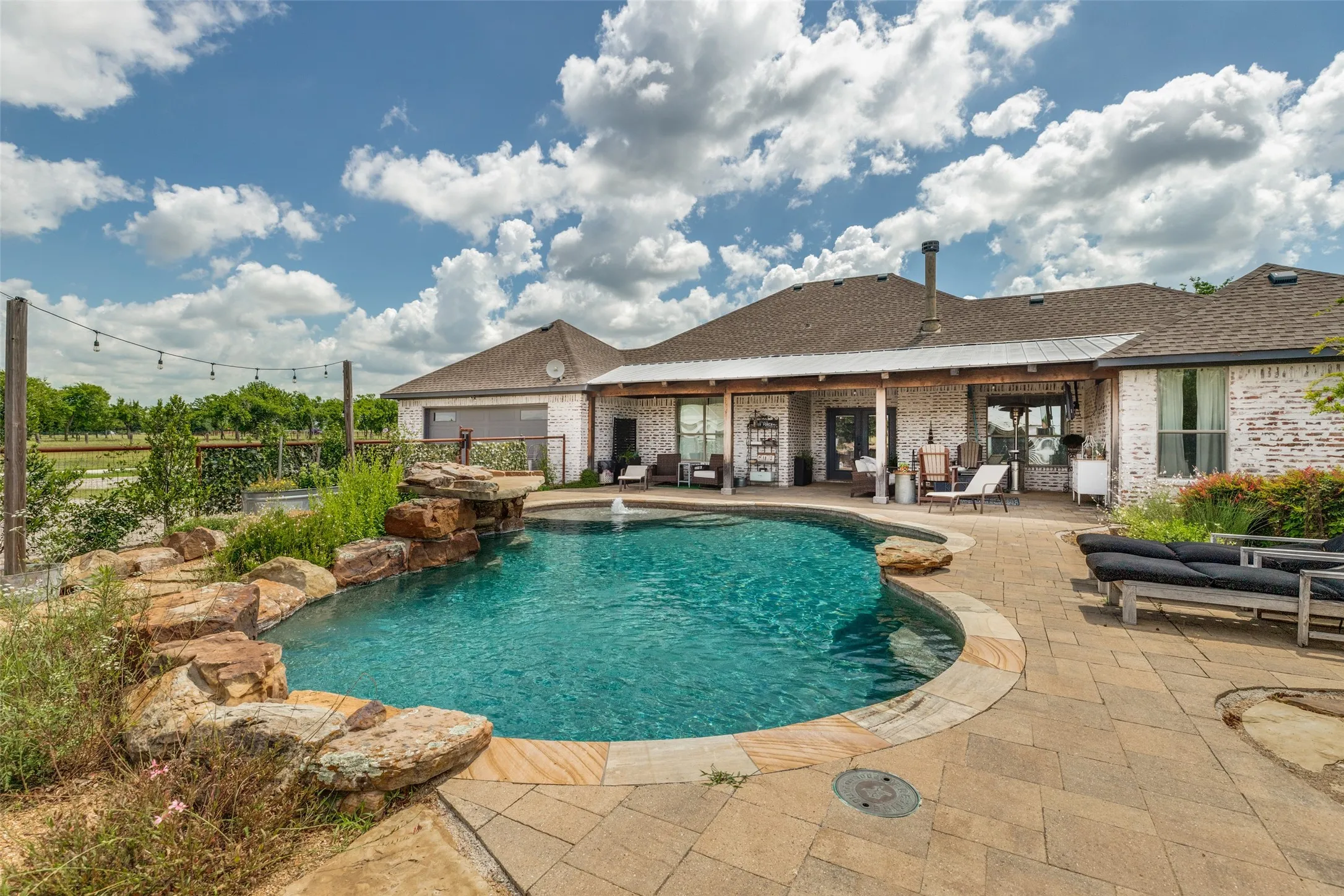 Single Family Residence For Sale in Collin County , 1177 LONE STAR Road, Celina, Texas 75009, 4 Bedroom, 3 Bathroom, 2 Garage spaces, 2,689 Sqft, built in 2004, mls#21284851, Real Estate Agent in Celina, Homes For Sale in Collin county, Homes For Sale in Celina, Realtor in Celina Texas, Real Estate Brokerage Independent Realty Texas, Luminita Cordes Realtor