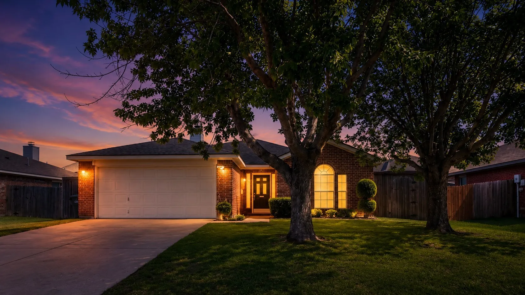 Single Family Residence For Sale in Collin County , 4905 Fox Ridge Lane, Mc Kinney, Texas 75071, 3 Bedroom, 2 Bathroom, 2 Garage spaces, 1,245 Sqft, built in 2001, mls#21285565, Real Estate Agent in Mc Kinney, Homes For Sale in Collin county, Homes For Sale in Mc Kinney, Realtor in Mc Kinney Texas, Real Estate Brokerage Independent Realty Texas, Luminita Cordes Realtor