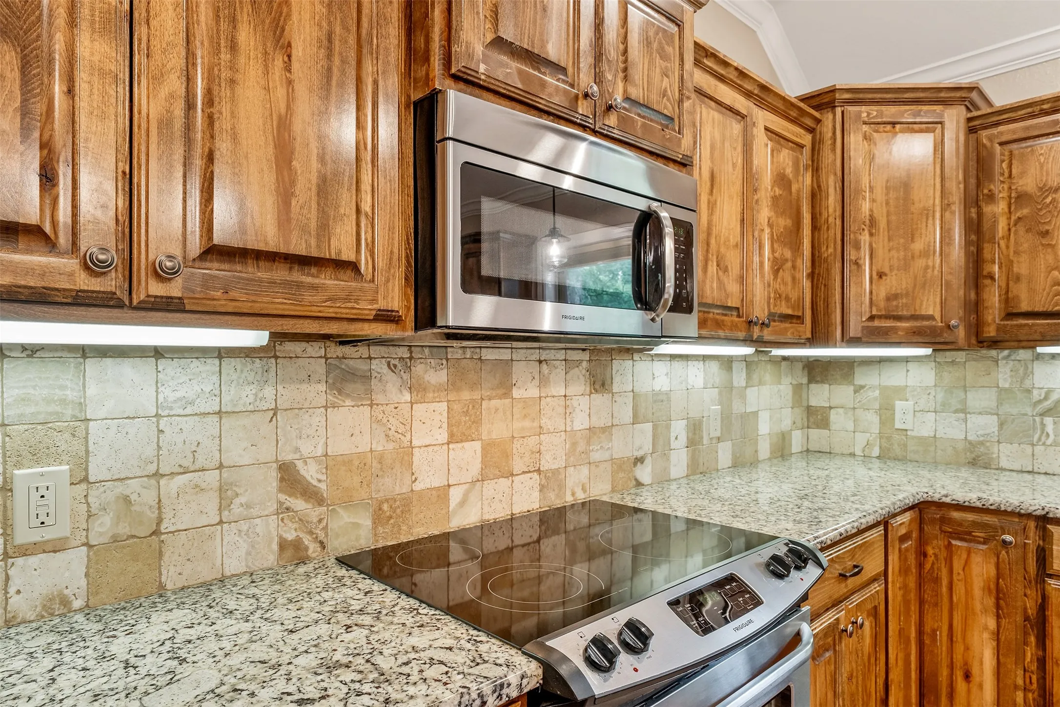 Single Family Residence For Sale in Smith County , 13553 Country Glen, Tyler, Texas 75706, 4 Bedroom, 2 Bathroom, 2 Garage spaces, 2,129 Sqft, built in 2015, mls#21285613, Real Estate Agent in Tyler, Homes For Sale in Smith county, Homes For Sale in Tyler, Realtor in Tyler Texas, Real Estate Brokerage Independent Realty Texas, Luminita Cordes Realtor