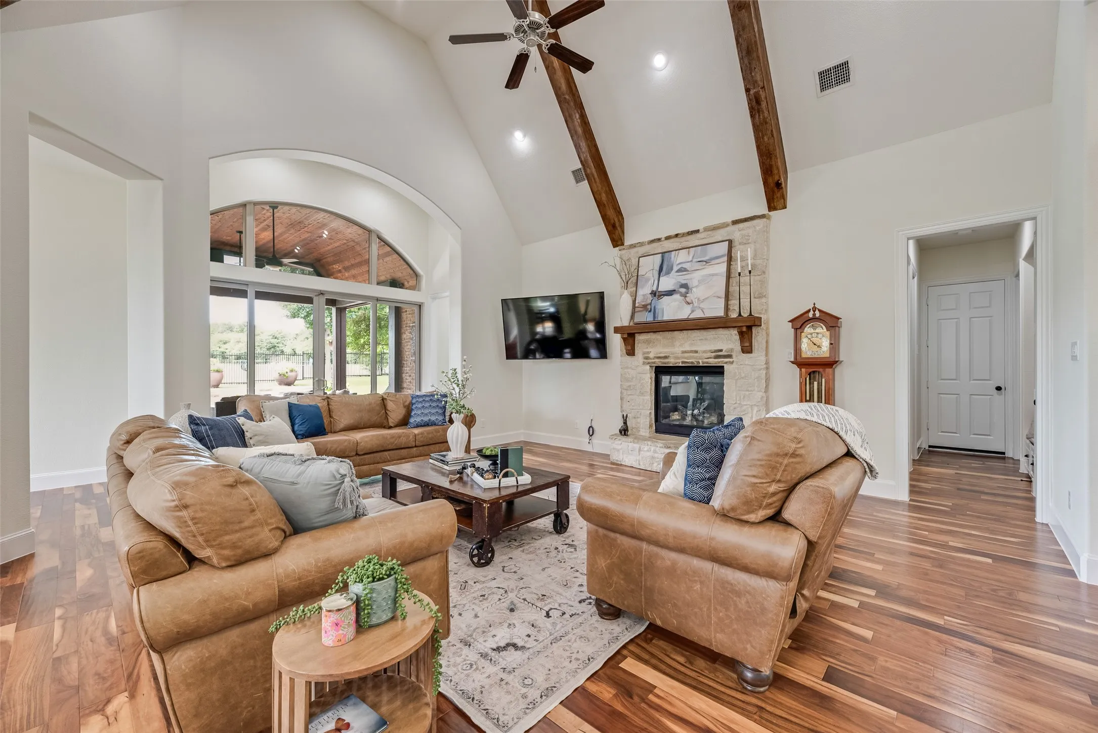 Single Family Residence For Sale in Collin County , 3400 Spicewood Drive, Prosper, Texas 75078, 4 Bedroom, 6 Bathroom, 3 Garage spaces, 4,079 Sqft, built in 2015, mls#21276136, Real Estate Agent in Prosper, Homes For Sale in Collin county, Homes For Sale in Prosper, Realtor in Prosper Texas, Real Estate Brokerage Independent Realty Texas, Luminita Cordes Realtor