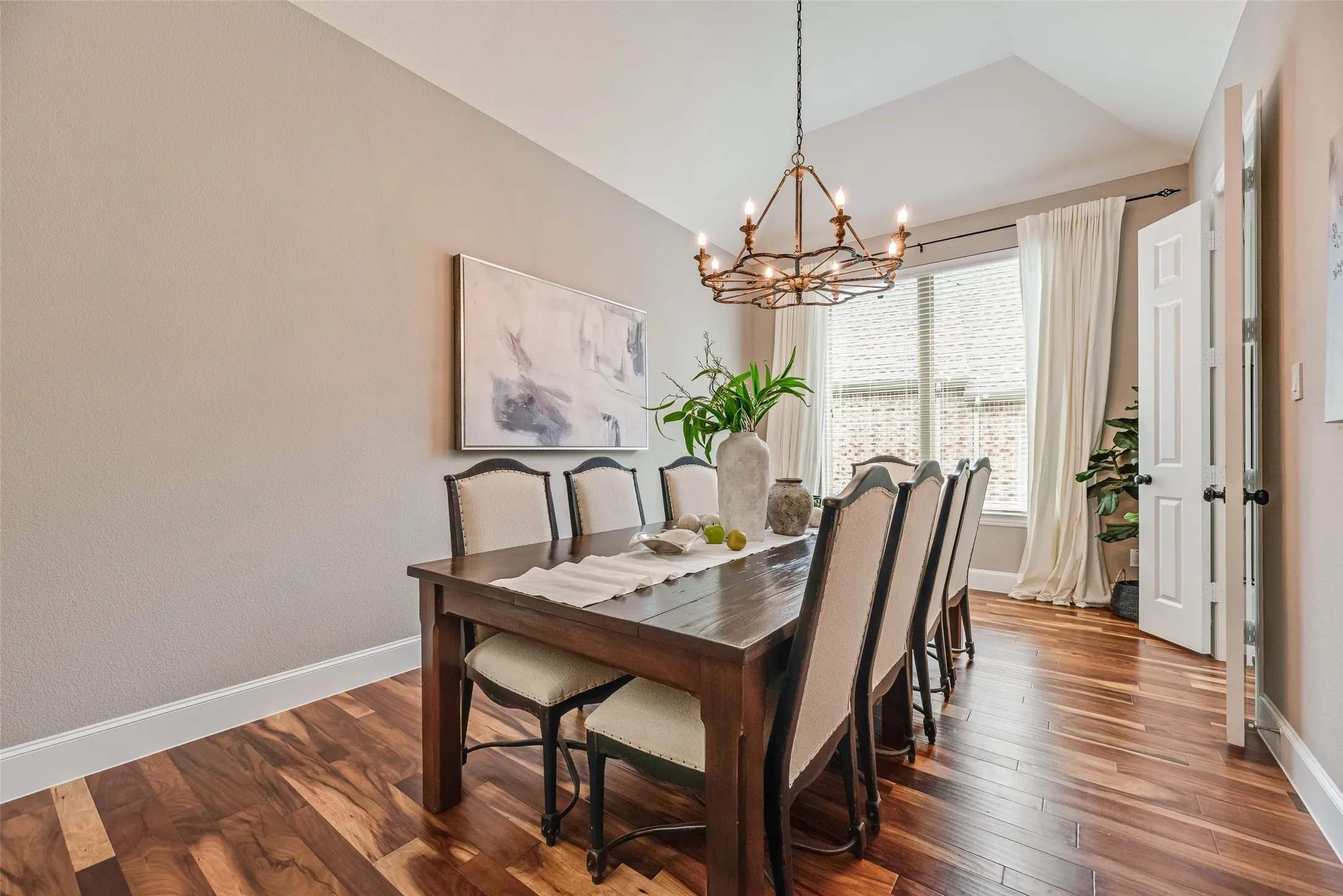 Single Family Residence For Sale in Collin County , 3400 Spicewood Drive, Prosper, Texas 75078, 4 Bedroom, 6 Bathroom, 3 Garage spaces, 4,079 Sqft, built in 2015, mls#21276136, Real Estate Agent in Prosper, Homes For Sale in Collin county, Homes For Sale in Prosper, Realtor in Prosper Texas, Real Estate Brokerage Independent Realty Texas, Luminita Cordes Realtor