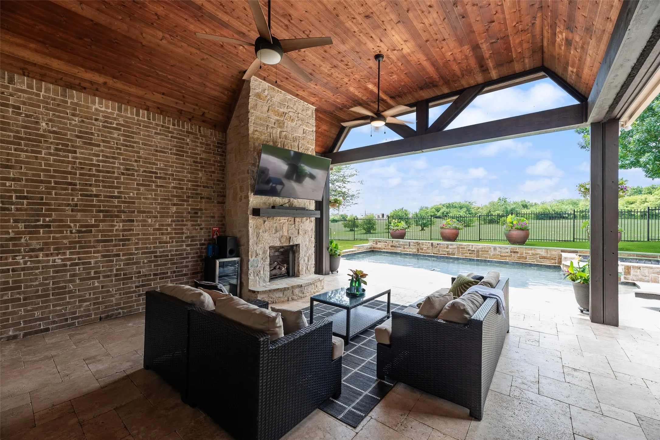 Single Family Residence For Sale in Collin County , 3400 Spicewood Drive, Prosper, Texas 75078, 4 Bedroom, 6 Bathroom, 3 Garage spaces, 4,079 Sqft, built in 2015, mls#21276136, Real Estate Agent in Prosper, Homes For Sale in Collin county, Homes For Sale in Prosper, Realtor in Prosper Texas, Real Estate Brokerage Independent Realty Texas, Luminita Cordes Realtor