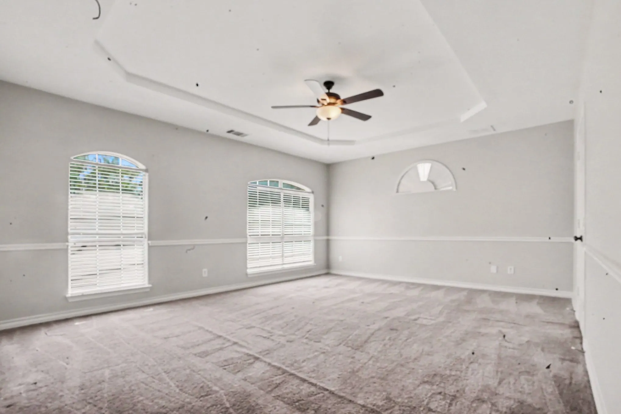 Single Family Residence For Sale in Ellis County , 1105 Blaze Court, Midlothian, Texas 76065, 5 Bedroom, 4 Bathroom, 3 Garage spaces, 4,261 Sqft, built in 2005, mls#21280547, Real Estate Agent in Midlothian, Homes For Sale in Ellis county, Homes For Sale in Midlothian, Realtor in Midlothian Texas, Real Estate Brokerage Independent Realty Texas, Luminita Cordes Realtor