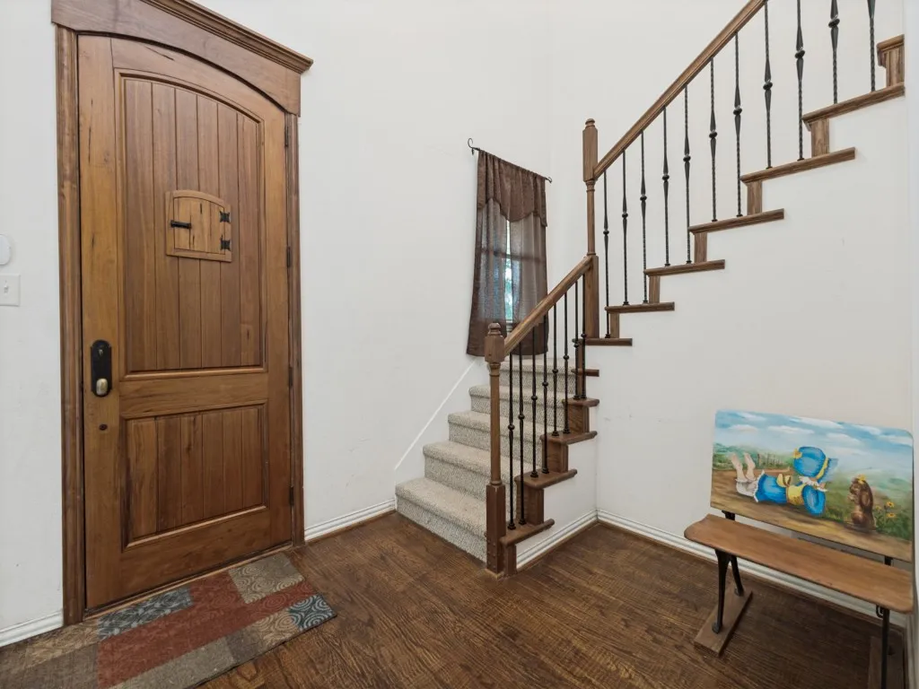 Single Family Residence For Sale in Dallas County , 825 Fm 1389 N, Combine, Texas 75159, 4 Bedrooms, 3 Bathrooms, 2 Garage spaces, 3,041 Sqft, built in 2007, Price $1,175,000, mls#21285167, Real Estate Agent in Combine, Homes For Sale in Dallas county, Homes For Sale in Combine, Realtor in Combine Texas, Real Estate Brokerage Independent Realty Texas, Luminita Cordes Realtor