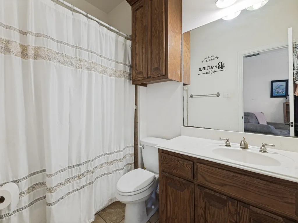 Single Family Residence For Sale in Dallas County , 825 Fm 1389 N, Combine, Texas 75159, 4 Bedrooms, 3 Bathrooms, 2 Garage spaces, 3,041 Sqft, built in 2007, Price $1,175,000, mls#21285167, Real Estate Agent in Combine, Homes For Sale in Dallas county, Homes For Sale in Combine, Realtor in Combine Texas, Real Estate Brokerage Independent Realty Texas, Luminita Cordes Realtor