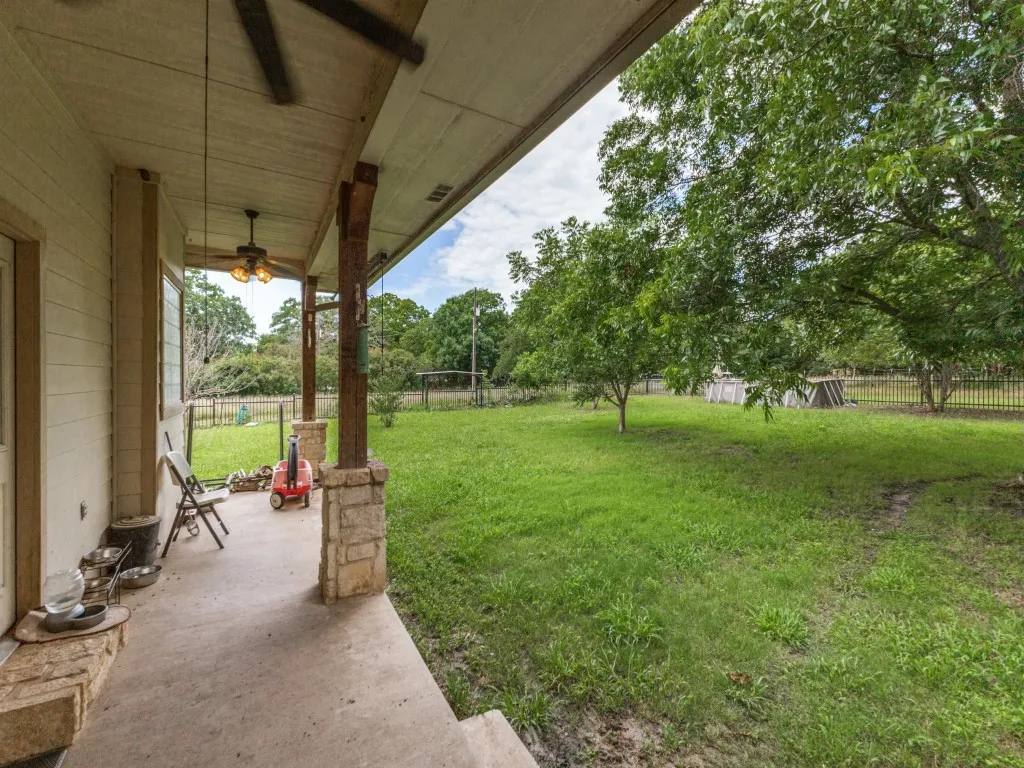Single Family Residence For Sale in Dallas County , 825 Fm 1389 N, Combine, Texas 75159, 4 Bedrooms, 3 Bathrooms, 2 Garage spaces, 3,041 Sqft, built in 2007, Price $1,175,000, mls#21285167, Real Estate Agent in Combine, Homes For Sale in Dallas county, Homes For Sale in Combine, Realtor in Combine Texas, Real Estate Brokerage Independent Realty Texas, Luminita Cordes Realtor