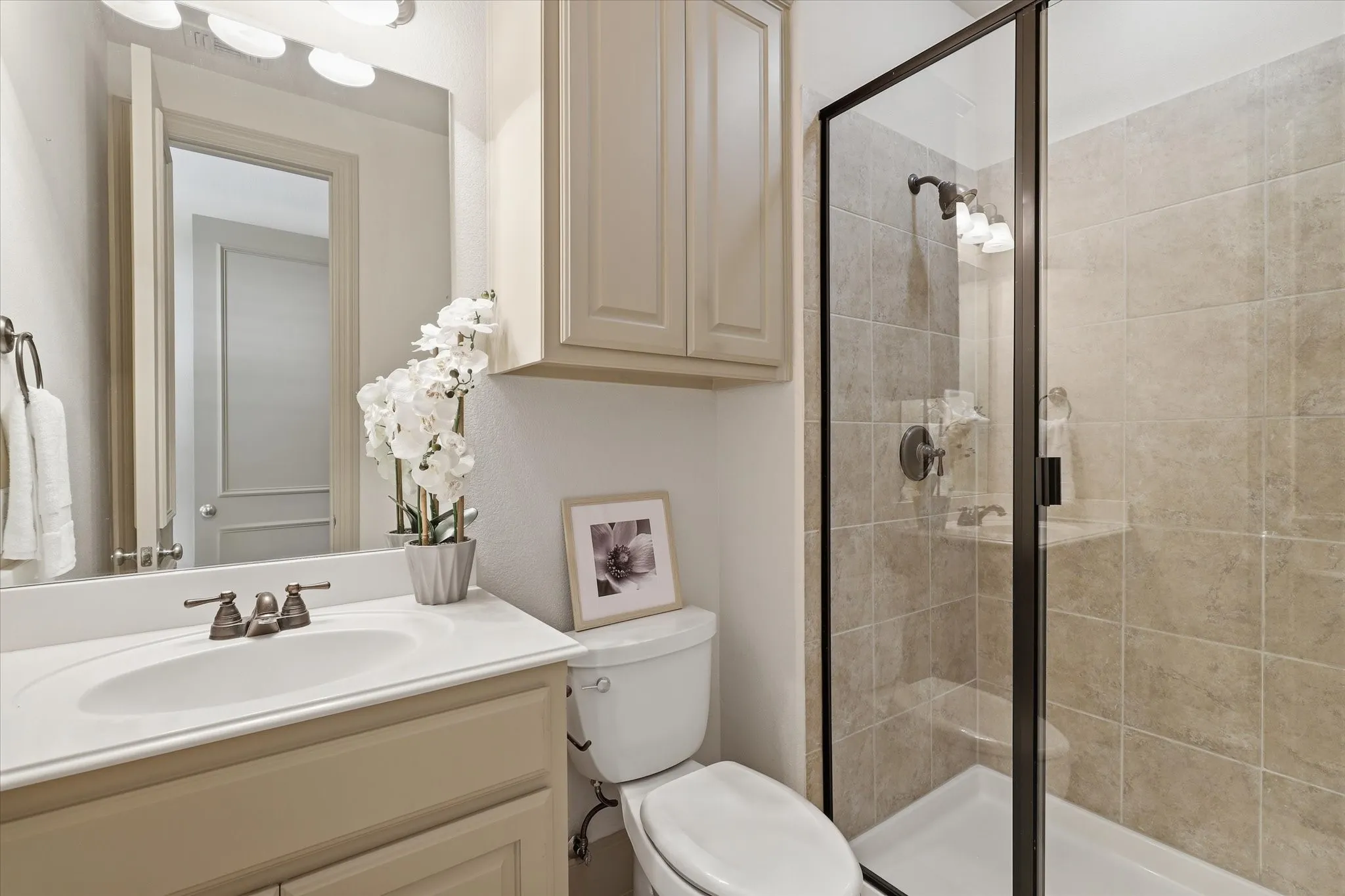 1st floor guest bathroom