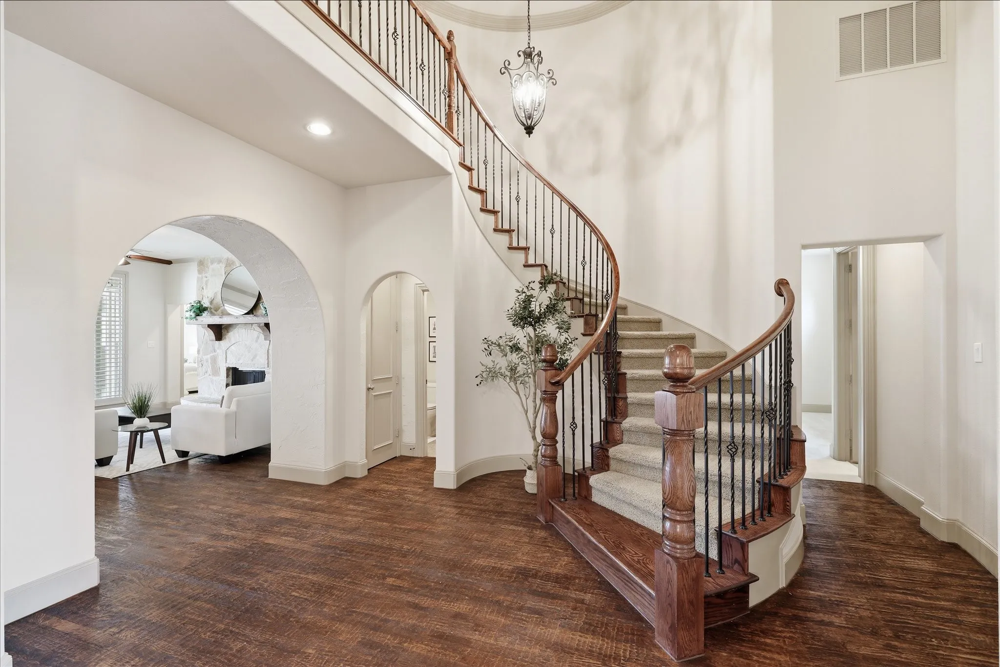 Single Family Residence For Sale in Collin County , 929 Lairds Lane, Allen, Texas 75013, 5 Bedroom, 5 Bathroom, 3 Garage spaces, 4,439 Sqft, built in 2007, mls#21285663, Real Estate Agent in Allen, Homes For Sale in Collin county, Homes For Sale in Allen, Realtor in Allen Texas, Real Estate Brokerage Independent Realty Texas, Luminita Cordes Realtor
