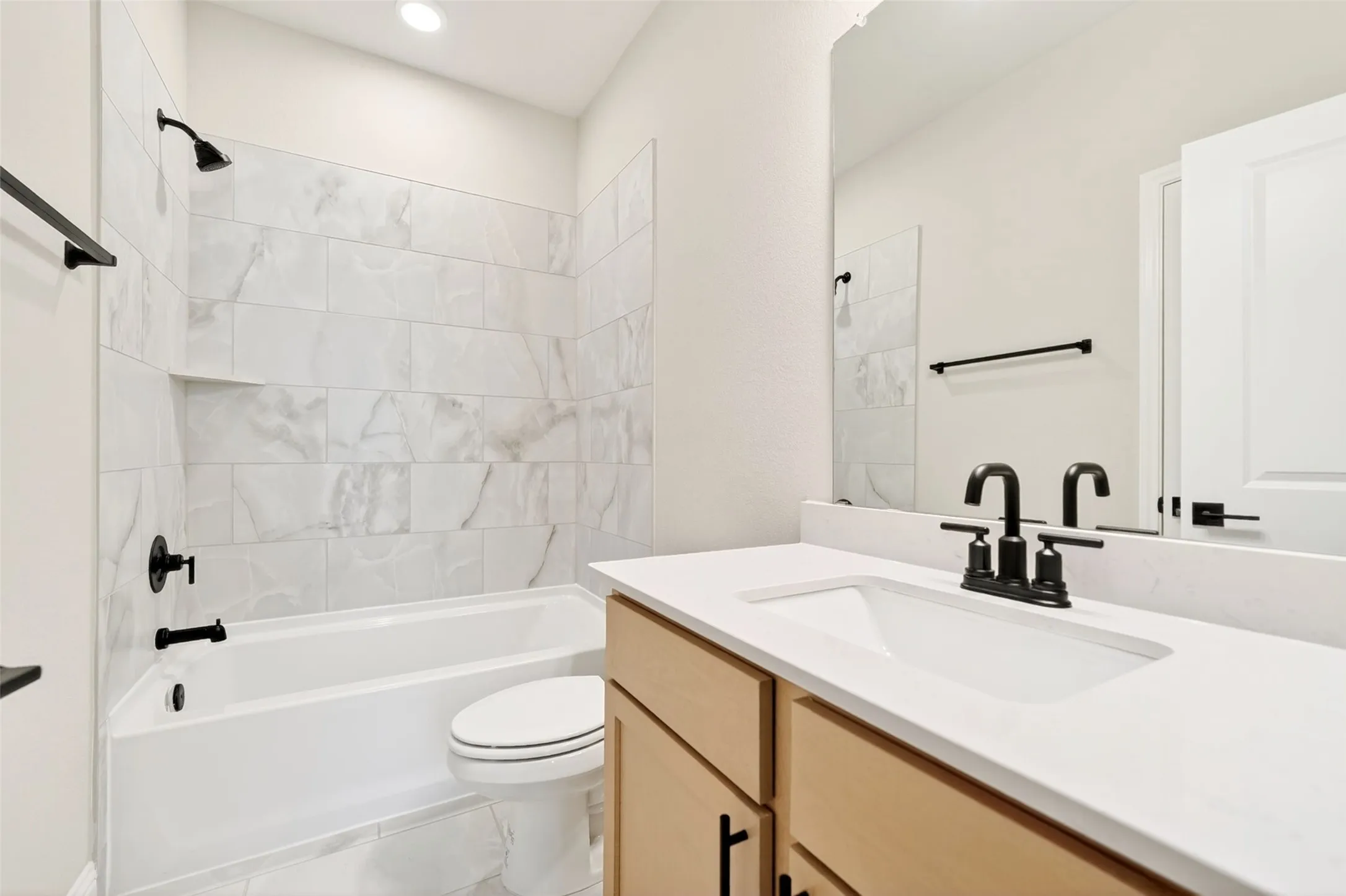Single Family Residence For Sale in Collin County , 1605 Shenandoah Trail, Anna, Texas 75409, 3 Bedroom, 3 Bathroom, 2 Garage spaces, 2,072 Sqft, built in 2026, mls#21285659, Real Estate Agent in Anna, Homes For Sale in Collin county, Homes For Sale in Anna, Realtor in Anna Texas, Real Estate Brokerage Independent Realty Texas, Luminita Cordes Realtor