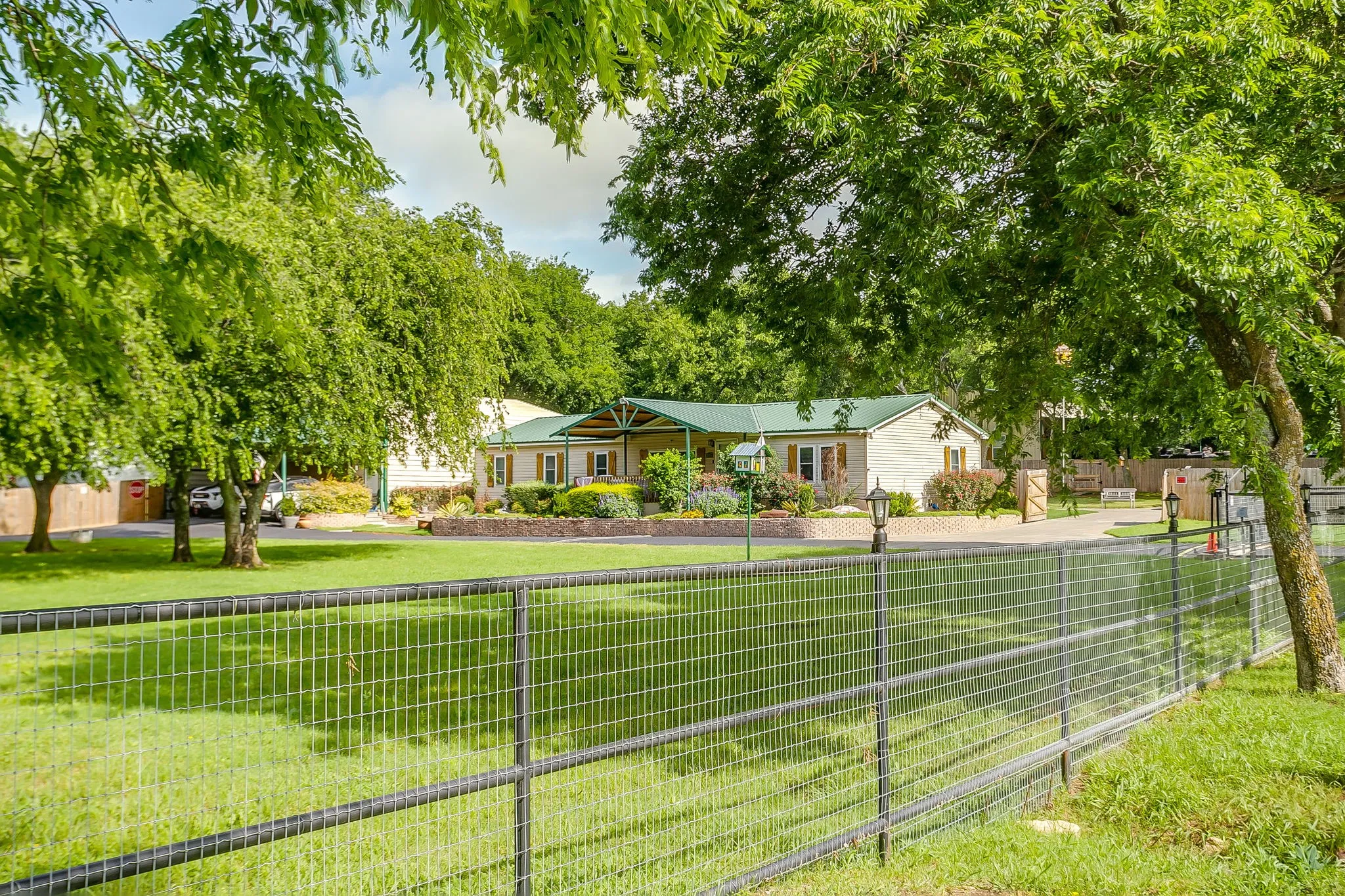 Warehouse For Sale in Johnson County , 4500 Highland Trail, Joshua, Texas 76058, 0, 0, Garage spaces, 0 Sqft, built in 2008, mls#21283164, Real Estate Agent in Joshua, Homes For Sale in Johnson county, Homes For Sale in Joshua, Realtor in Joshua Texas, Real Estate Brokerage Independent Realty Texas, Luminita Cordes Realtor