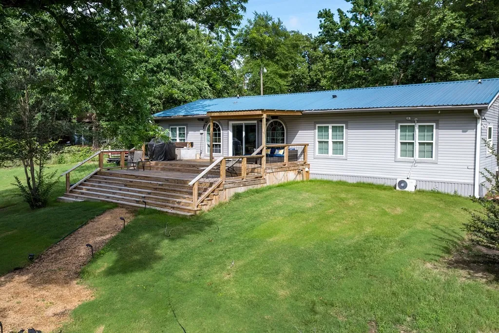 Single Family Residence For Sale in Henderson County , 105 Tarno Lane, Gun Barrel City, Texas 75156, 3 Bedroom, 3 Bathroom, Garage spaces, 1,560 Sqft, built in 0, mls#21281134, Real Estate Agent in Gun Barrel City, Homes For Sale in Henderson county, Homes For Sale in Gun Barrel City, Realtor in Gun Barrel City Texas, Real Estate Brokerage Independent Realty Texas, Luminita Cordes Realtor
