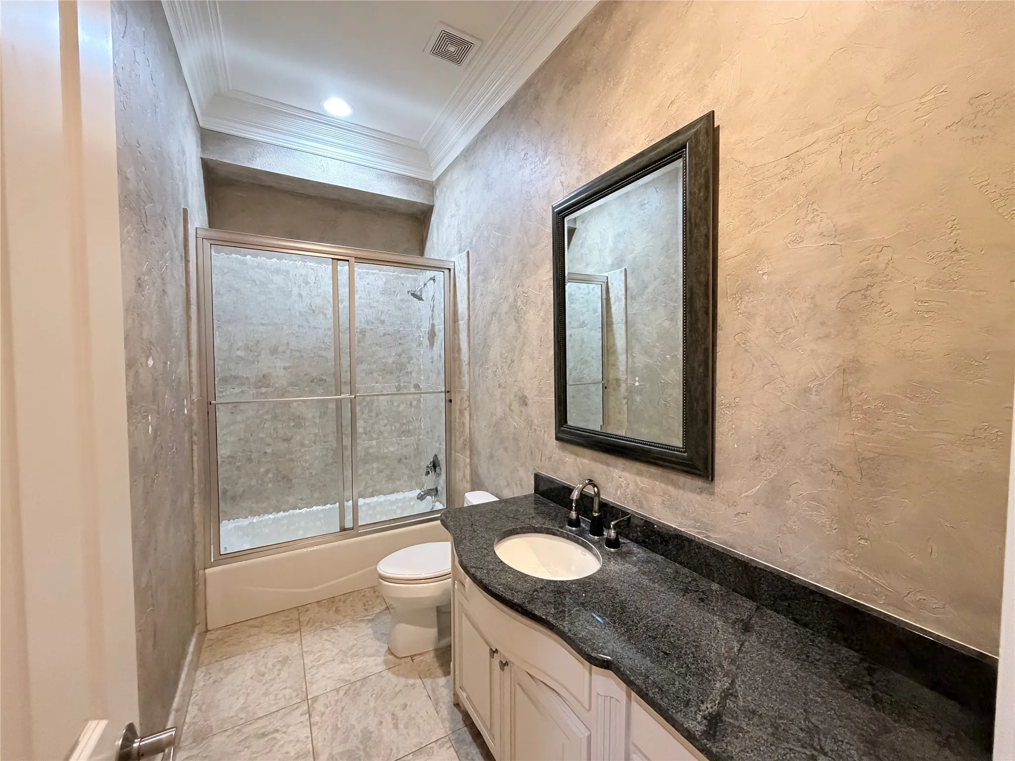 Condominium For Sale in Denton County , 11351 Hilltop #204 Road, Argyle, Texas 76226, 3 Bedrooms, 2 Bathrooms, Garage spaces, 1,977 Sqft, built in 2002, Price $310,000, mls#21285646, Real Estate Agent in Argyle, Homes For Sale in Denton county, Homes For Sale in Argyle, Realtor in Argyle Texas, Real Estate Brokerage Independent Realty Texas, Luminita Cordes Realtor
