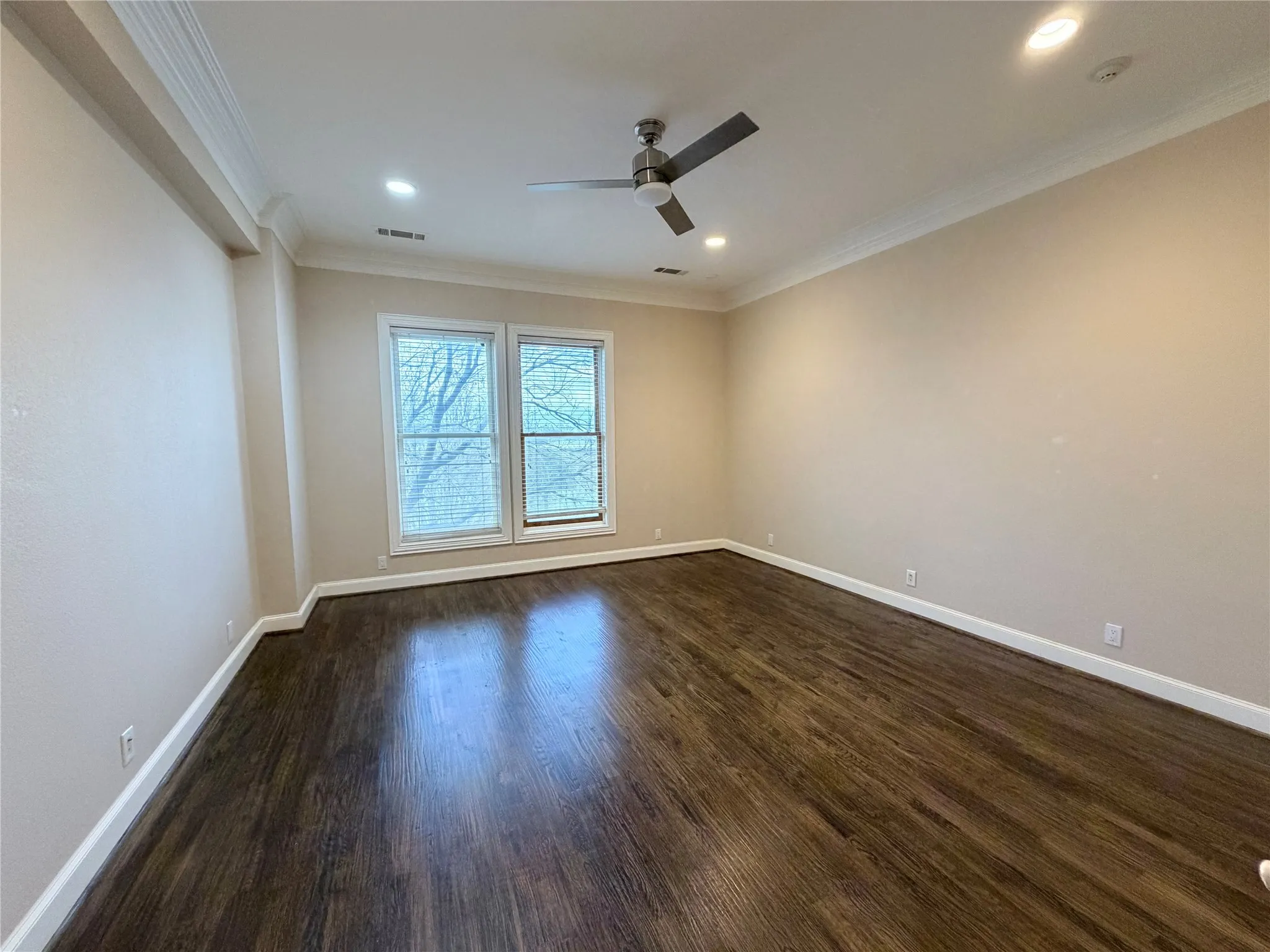 Condominium For Sale in Denton County , 11351 Hilltop #204 Road, Argyle, Texas 76226, 3 Bedrooms, 2 Bathrooms, Garage spaces, 1,977 Sqft, built in 2002, Price $310,000, mls#21285646, Real Estate Agent in Argyle, Homes For Sale in Denton county, Homes For Sale in Argyle, Realtor in Argyle Texas, Real Estate Brokerage Independent Realty Texas, Luminita Cordes Realtor