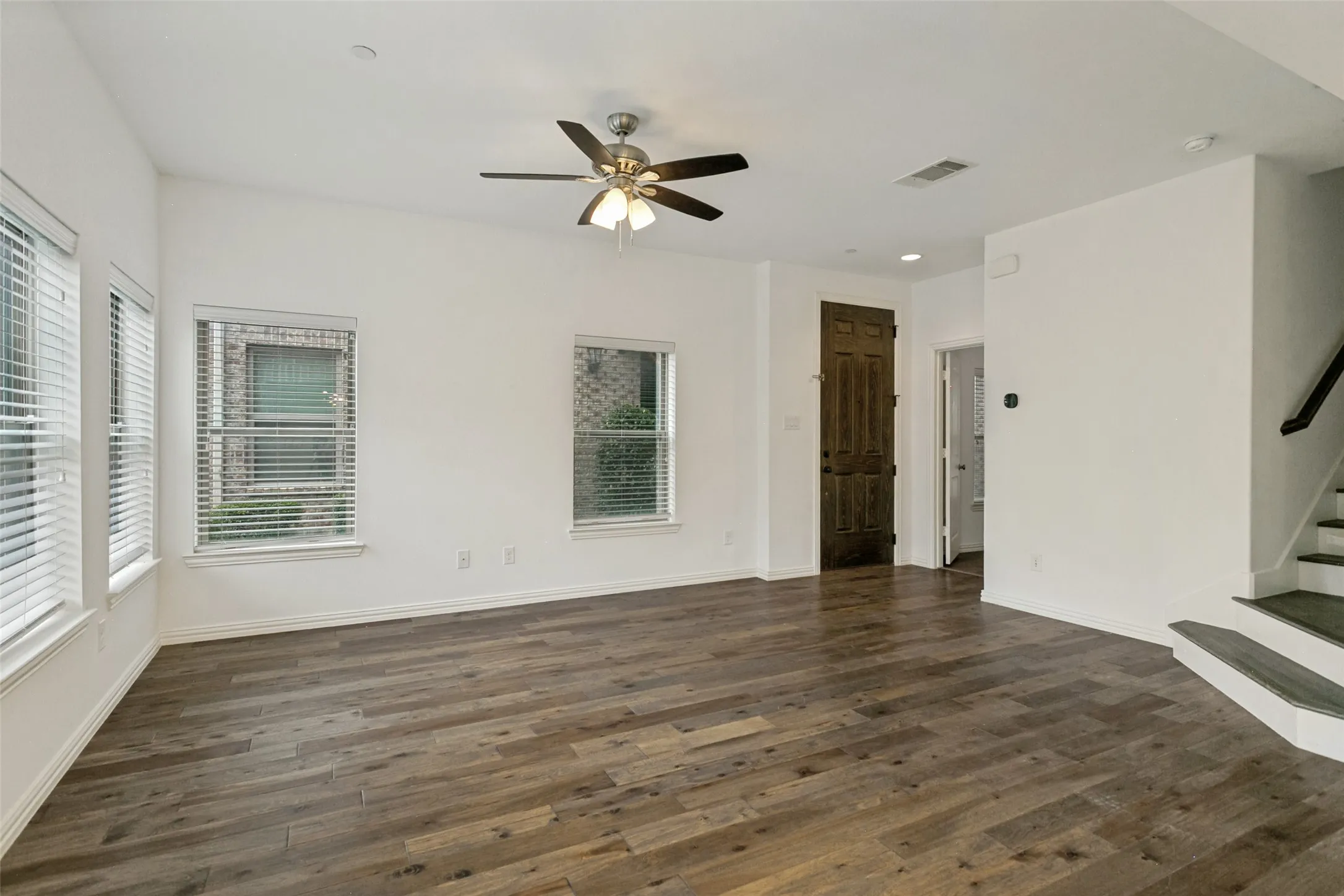 Single Family Residence For Sale in Collin County , 2324 Molly Lane, Plano, Texas 75074, 3 Bedrooms, 4 Bathrooms, 2 Garage spaces, 2,124 Sqft, built in 2017, Price $430,000, mls#21284916, Real Estate Agent in Plano, Homes For Sale in Collin county, Homes For Sale in Plano, Realtor in Plano Texas, Real Estate Brokerage Independent Realty Texas, Luminita Cordes Realtor
