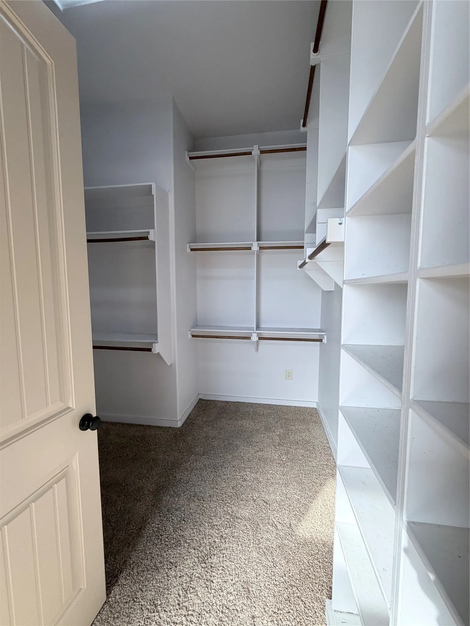 Condominium For Sale in Denton County , 11351 Hilltop #105 Road, Argyle, Texas 76226, 3 Bedrooms, 2 Bathrooms, Garage spaces, 1,715 Sqft, built in 2002, Price $310,000, mls#21285702, Real Estate Agent in Argyle, Homes For Sale in Denton county, Homes For Sale in Argyle, Realtor in Argyle Texas, Real Estate Brokerage Independent Realty Texas, Luminita Cordes Realtor