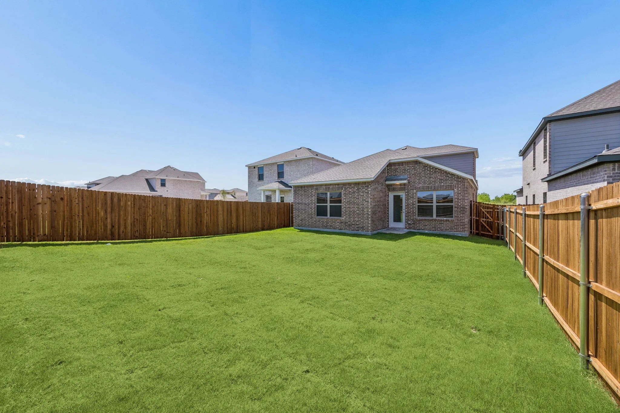 824Hillcrest_024