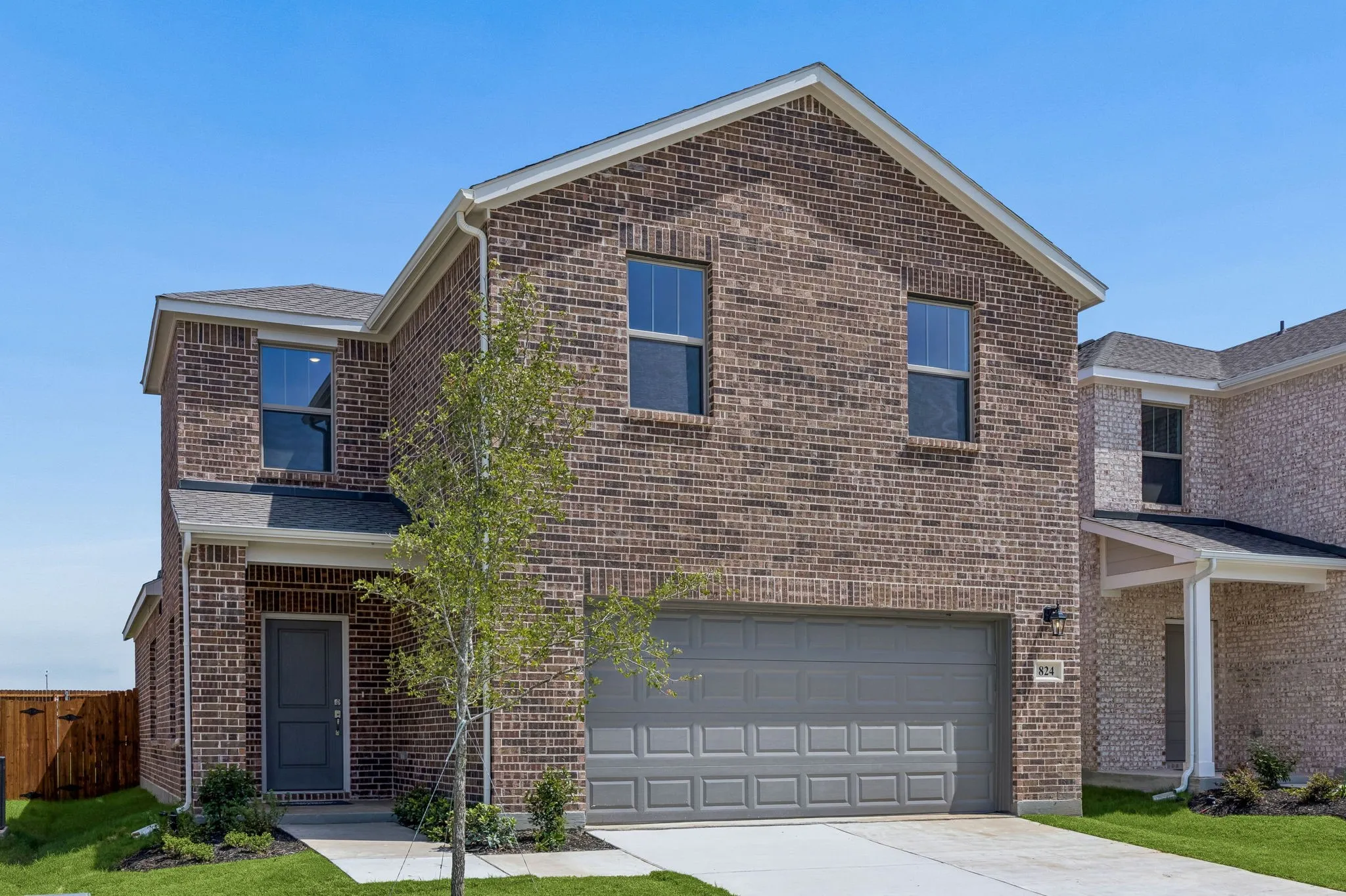 824Hillcrest_002