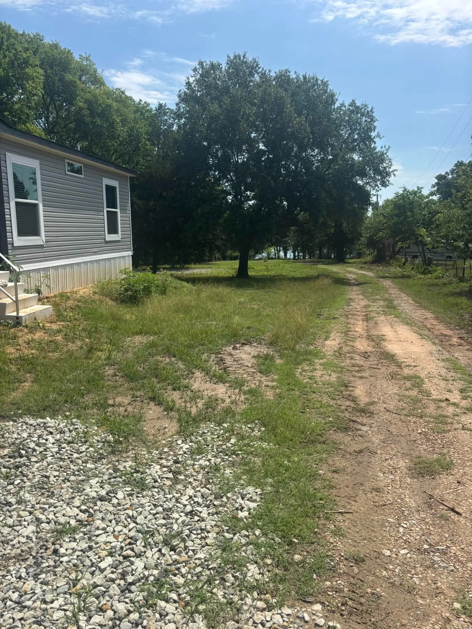Mobile Home For Sale in Henderson County , 1429 Oak Hill Drive, Kemp, Texas 75143, 3 Bedroom, 2 Bathroom, Garage spaces, 1,475 Sqft, built in 2025, mls#21285589, Real Estate Agent in Kemp, Homes For Sale in Henderson county, Homes For Sale in Kemp, Realtor in Kemp Texas, Real Estate Brokerage Independent Realty Texas, Luminita Cordes Realtor