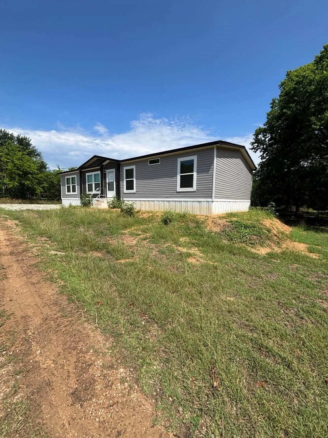 Mobile Home For Sale in Henderson County , 1429 Oak Hill Drive, Kemp, Texas 75143, 3 Bedroom, 2 Bathroom, Garage spaces, 1,475 Sqft, built in 2025, mls#21285589, Real Estate Agent in Kemp, Homes For Sale in Henderson county, Homes For Sale in Kemp, Realtor in Kemp Texas, Real Estate Brokerage Independent Realty Texas, Luminita Cordes Realtor
