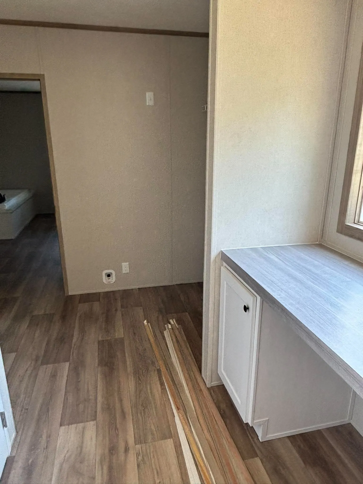 Mobile Home For Sale in Henderson County , 1429 Oak Hill Drive, Kemp, Texas 75143, 3 Bedroom, 2 Bathroom, Garage spaces, 1,475 Sqft, built in 2025, mls#21285589, Real Estate Agent in Kemp, Homes For Sale in Henderson county, Homes For Sale in Kemp, Realtor in Kemp Texas, Real Estate Brokerage Independent Realty Texas, Luminita Cordes Realtor