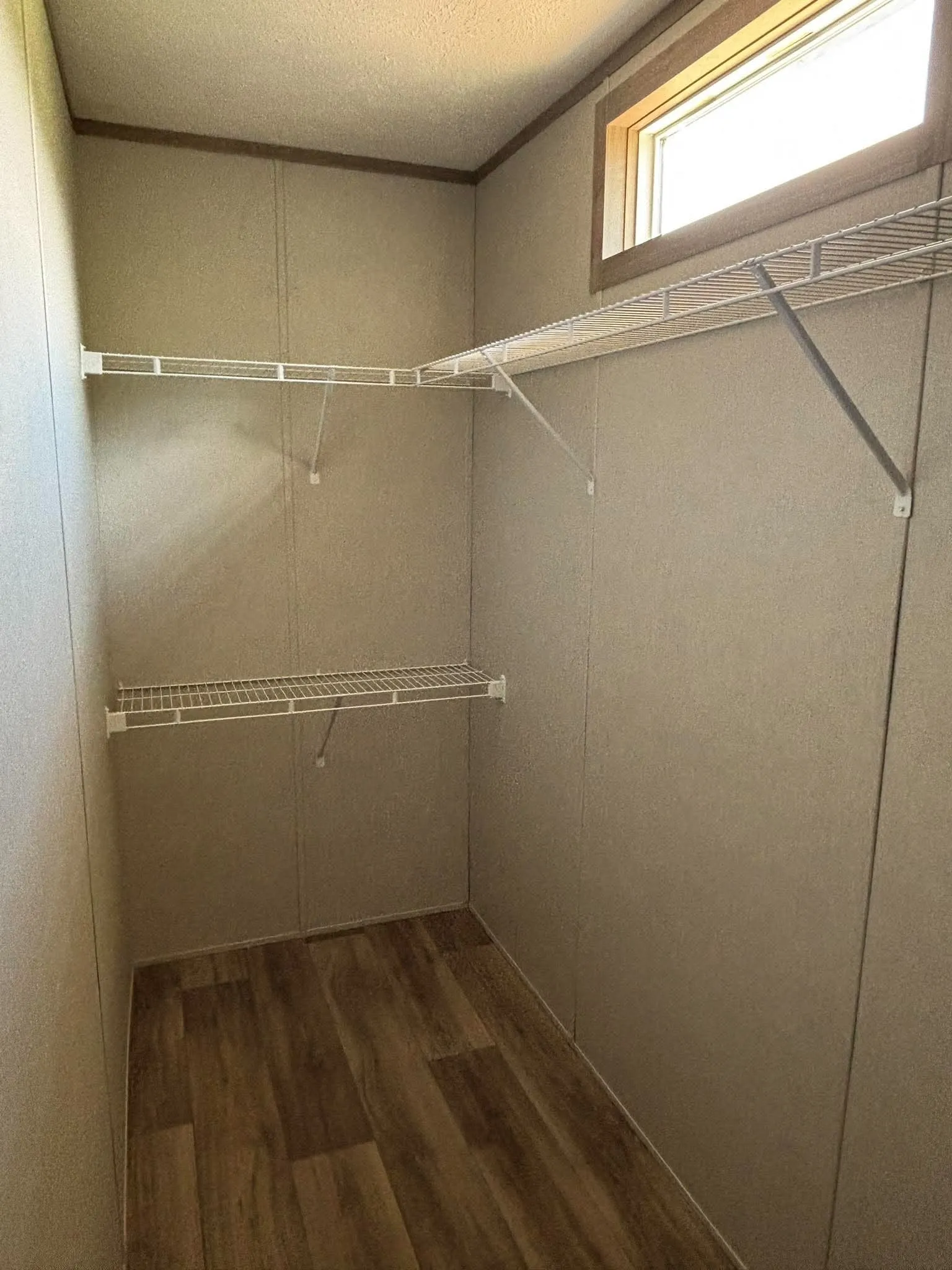 Mobile Home For Sale in Henderson County , 1429 Oak Hill Drive, Kemp, Texas 75143, 3 Bedroom, 2 Bathroom, Garage spaces, 1,475 Sqft, built in 2025, mls#21285589, Real Estate Agent in Kemp, Homes For Sale in Henderson county, Homes For Sale in Kemp, Realtor in Kemp Texas, Real Estate Brokerage Independent Realty Texas, Luminita Cordes Realtor