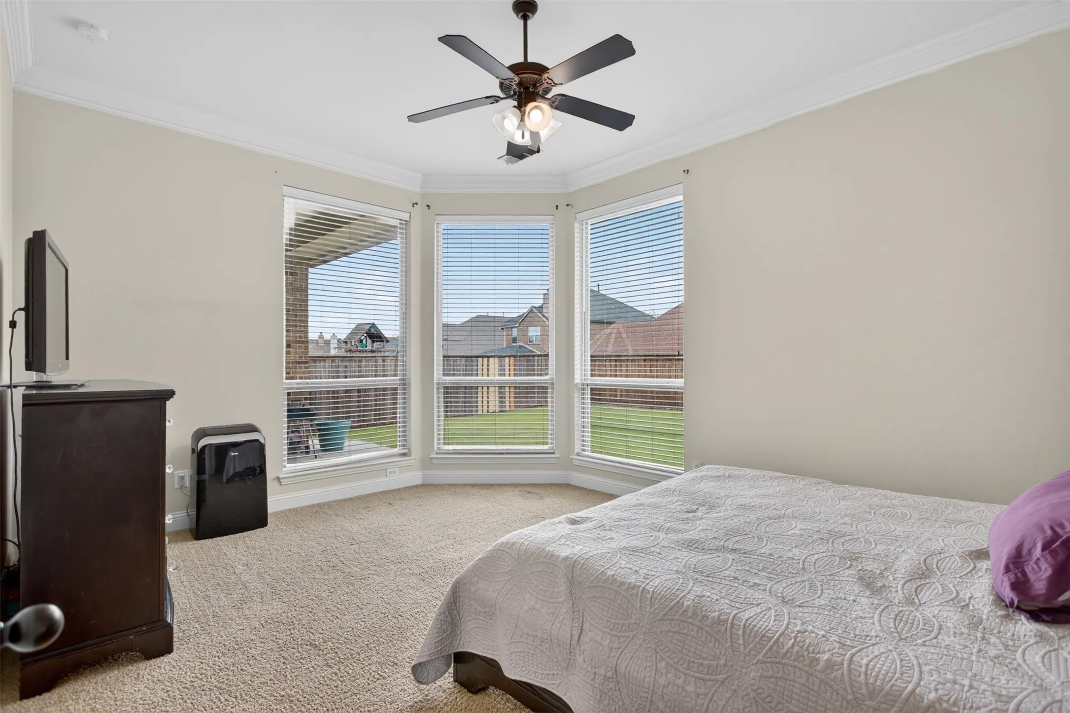 Single Family Residence For Sale in Kaufman County , 1013 Somerset Circle, Forney, Texas 75126, 3 Bedroom, 2 Bathroom, 2 Garage spaces, 1,855 Sqft, built in 2011, mls#21285035, Real Estate Agent in Forney, Homes For Sale in Kaufman county, Homes For Sale in Forney, Realtor in Forney Texas, Real Estate Brokerage Independent Realty Texas, Luminita Cordes Realtor