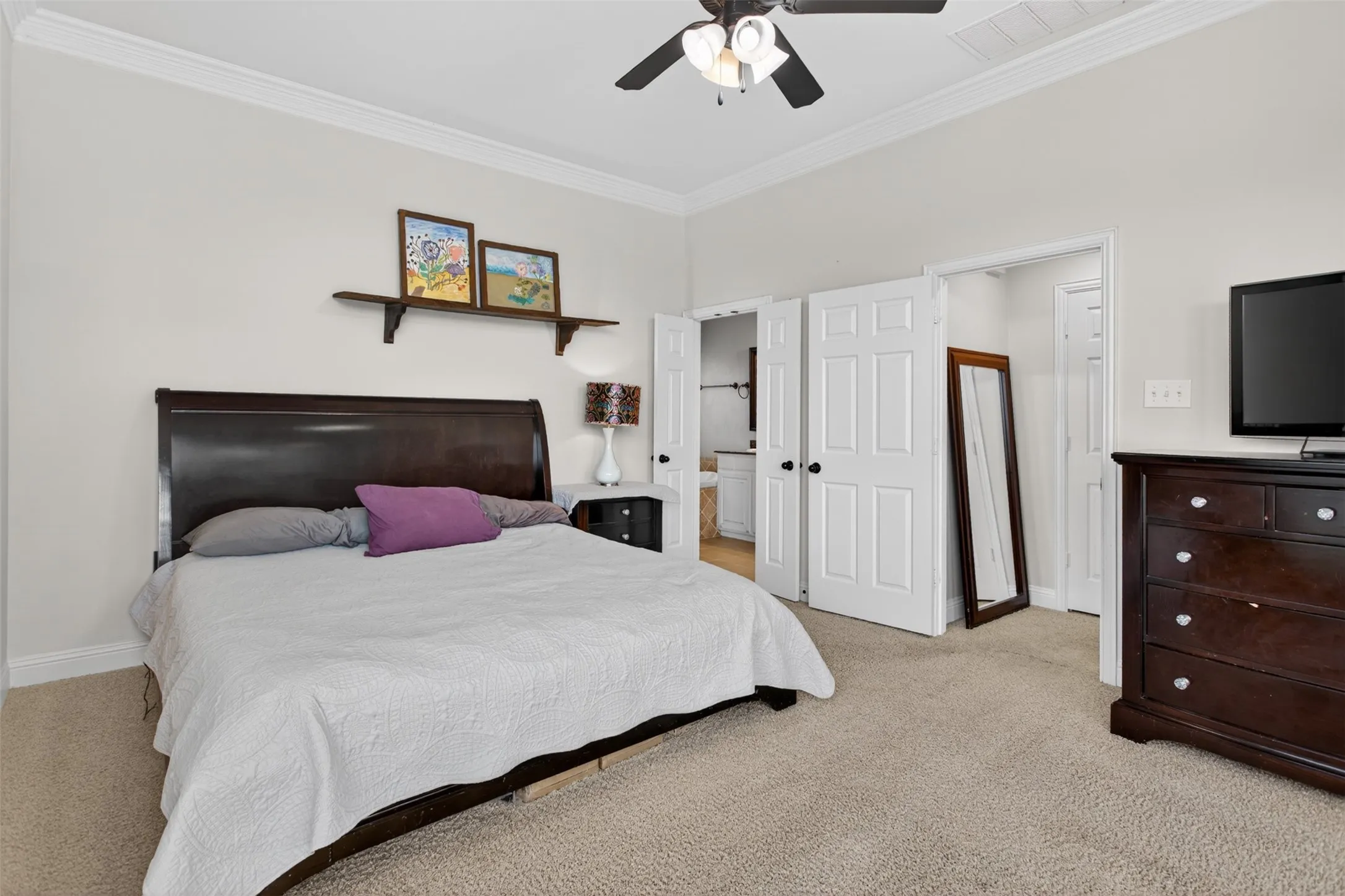 Single Family Residence For Sale in Kaufman County , 1013 Somerset Circle, Forney, Texas 75126, 3 Bedroom, 2 Bathroom, 2 Garage spaces, 1,855 Sqft, built in 2011, mls#21285035, Real Estate Agent in Forney, Homes For Sale in Kaufman county, Homes For Sale in Forney, Realtor in Forney Texas, Real Estate Brokerage Independent Realty Texas, Luminita Cordes Realtor