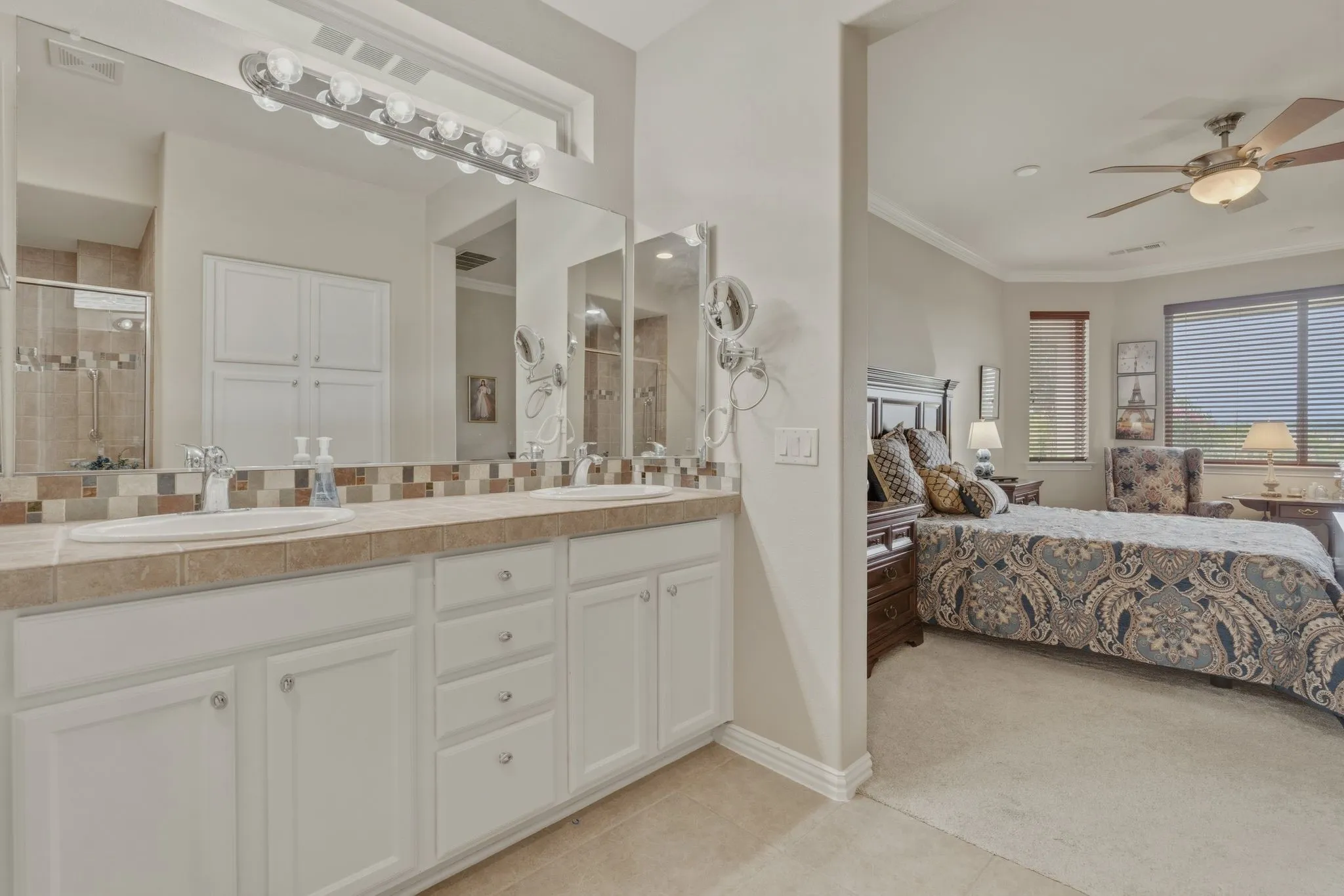 Single Family Residence For Sale in Denton County , 9009 Perimeter Street, Denton, Texas 76207, 2 Bedroom, 2 Bathroom, 2 Garage spaces, 1,851 Sqft, built in 2007, mls#21282373, Real Estate Agent in Denton, Homes For Sale in Denton county, Homes For Sale in Denton, Realtor in Denton Texas, Real Estate Brokerage Independent Realty Texas, Luminita Cordes Realtor